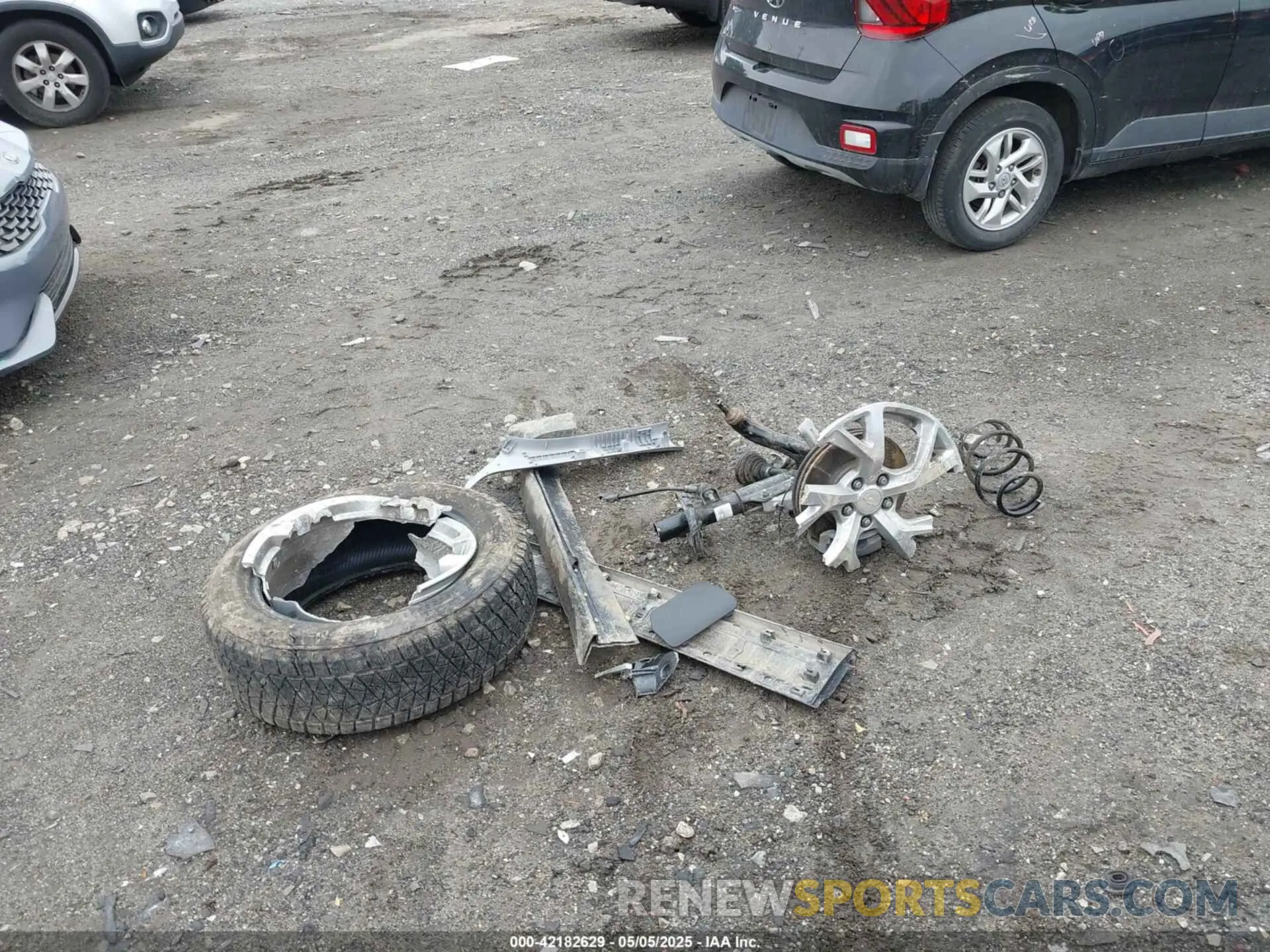 12 Photograph of a damaged car 3GNAXXEV0LS630294 CHEVROLET EQUINOX 2020