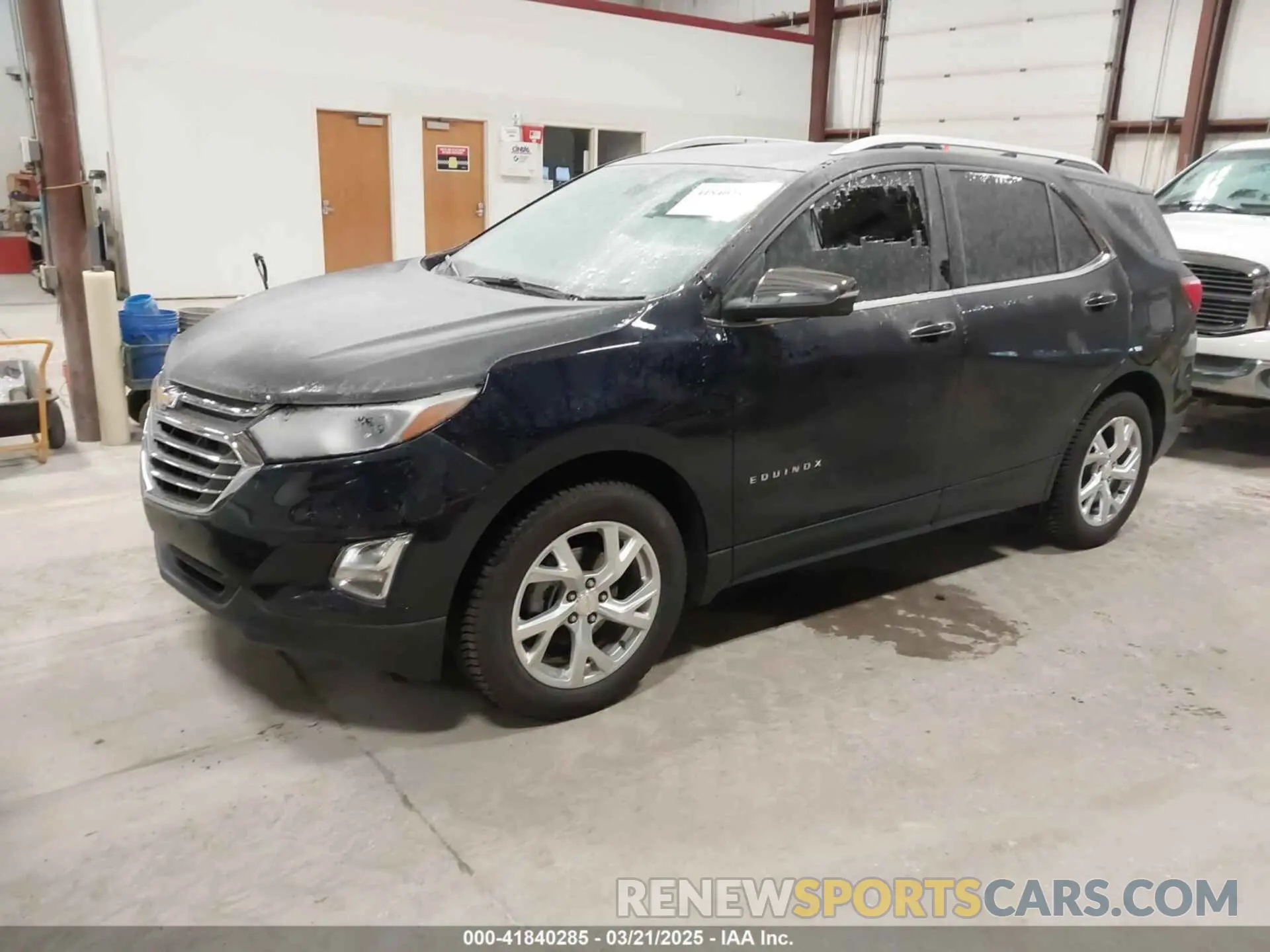 2 Photograph of a damaged car 3GNAXXEV2LS532402 CHEVROLET EQUINOX 2020
