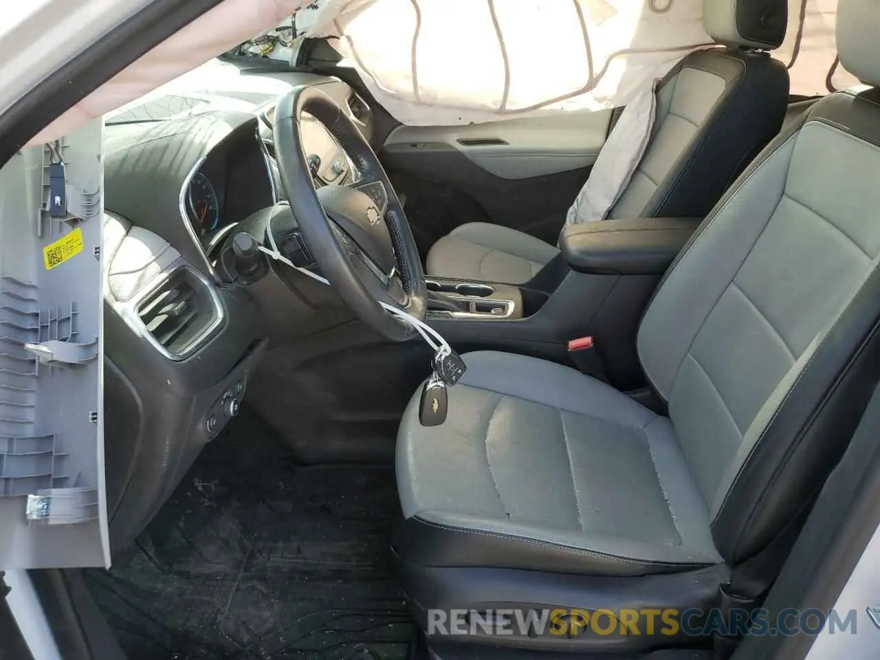 7 Photograph of a damaged car 3GNAXYEX2LS680069 CHEVROLET EQUINOX 2020