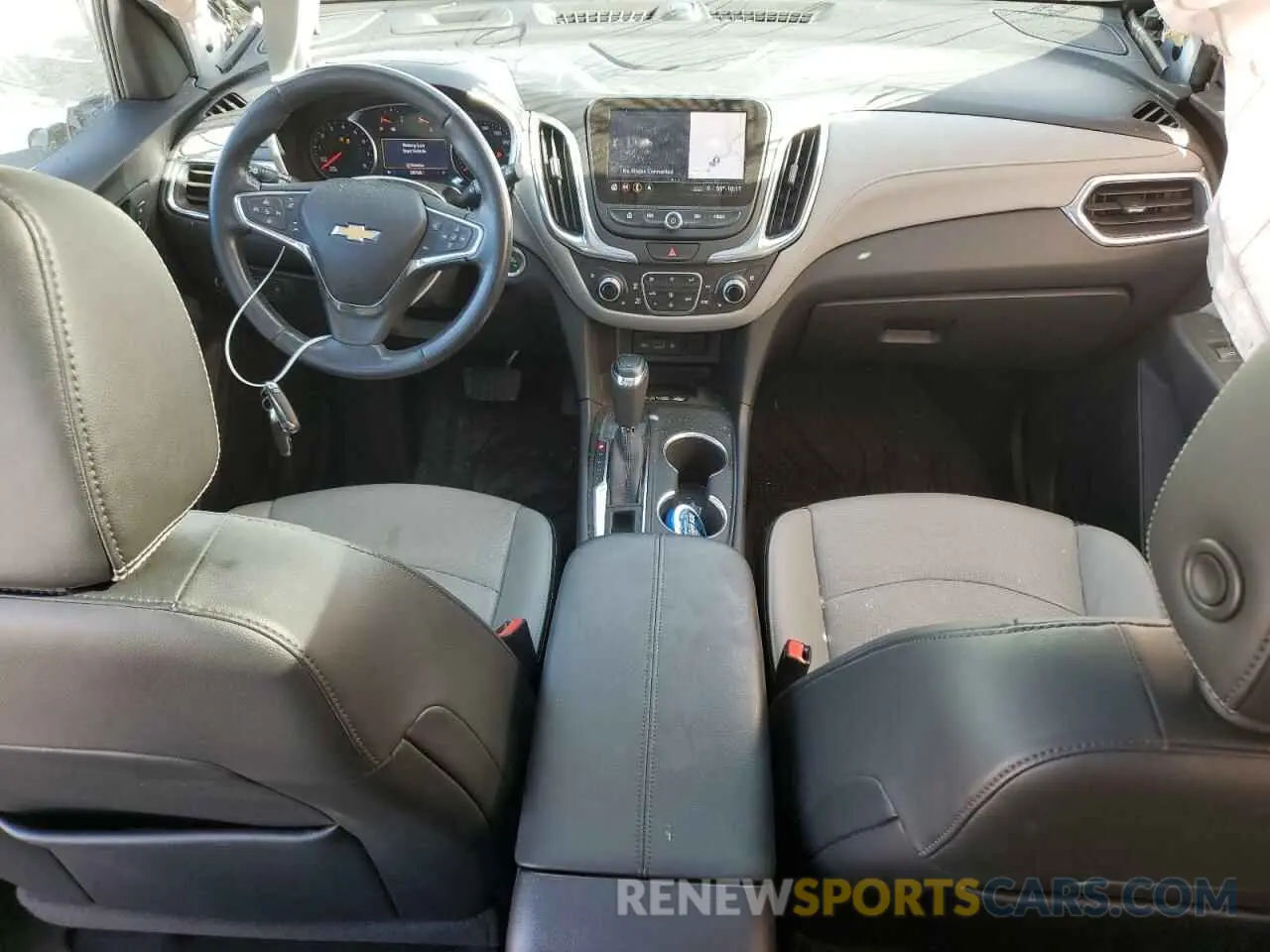 8 Photograph of a damaged car 3GNAXYEX2LS680069 CHEVROLET EQUINOX 2020
