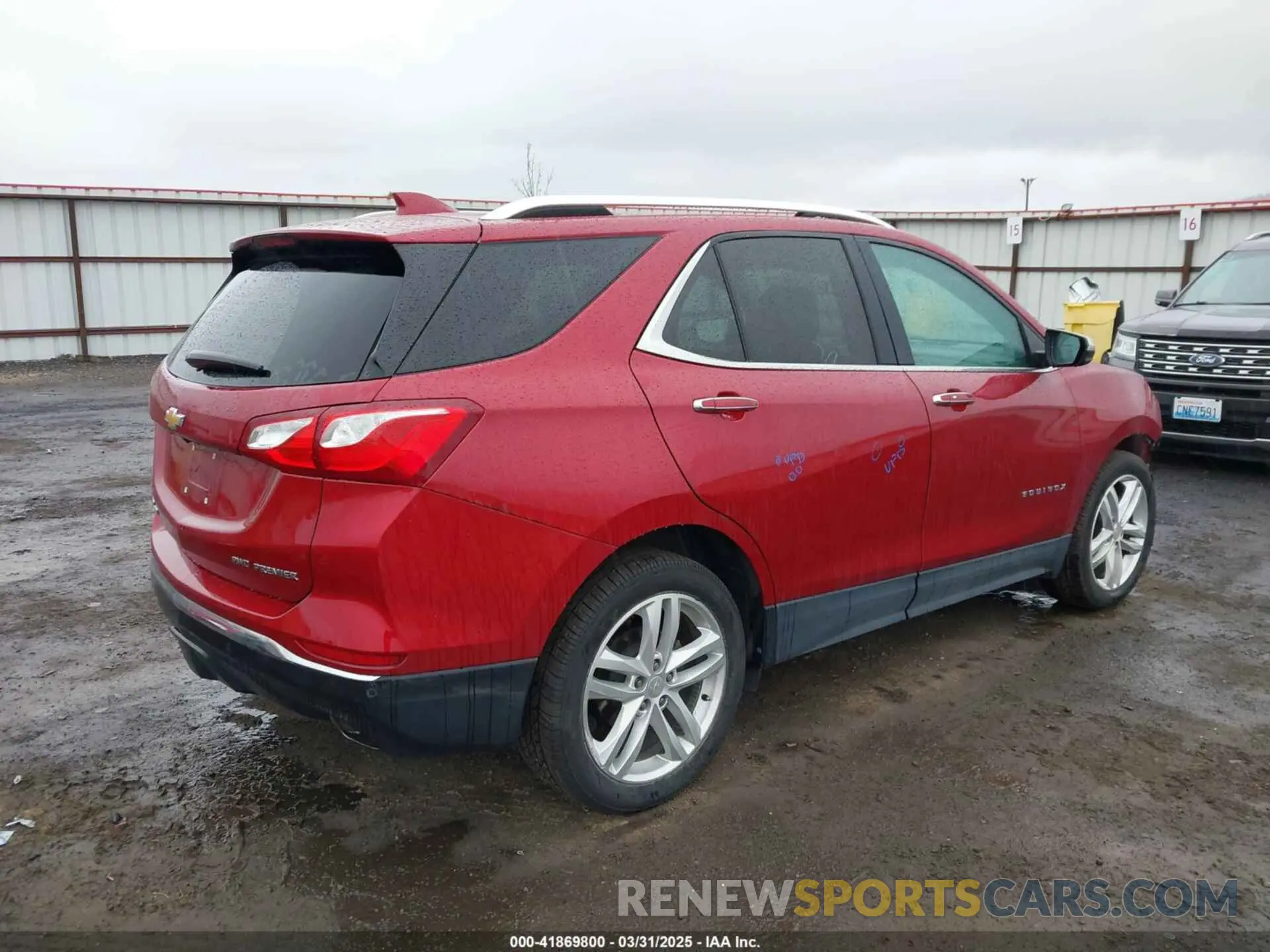 4 Photograph of a damaged car 3GNAXYEX4LS605681 CHEVROLET EQUINOX 2020
