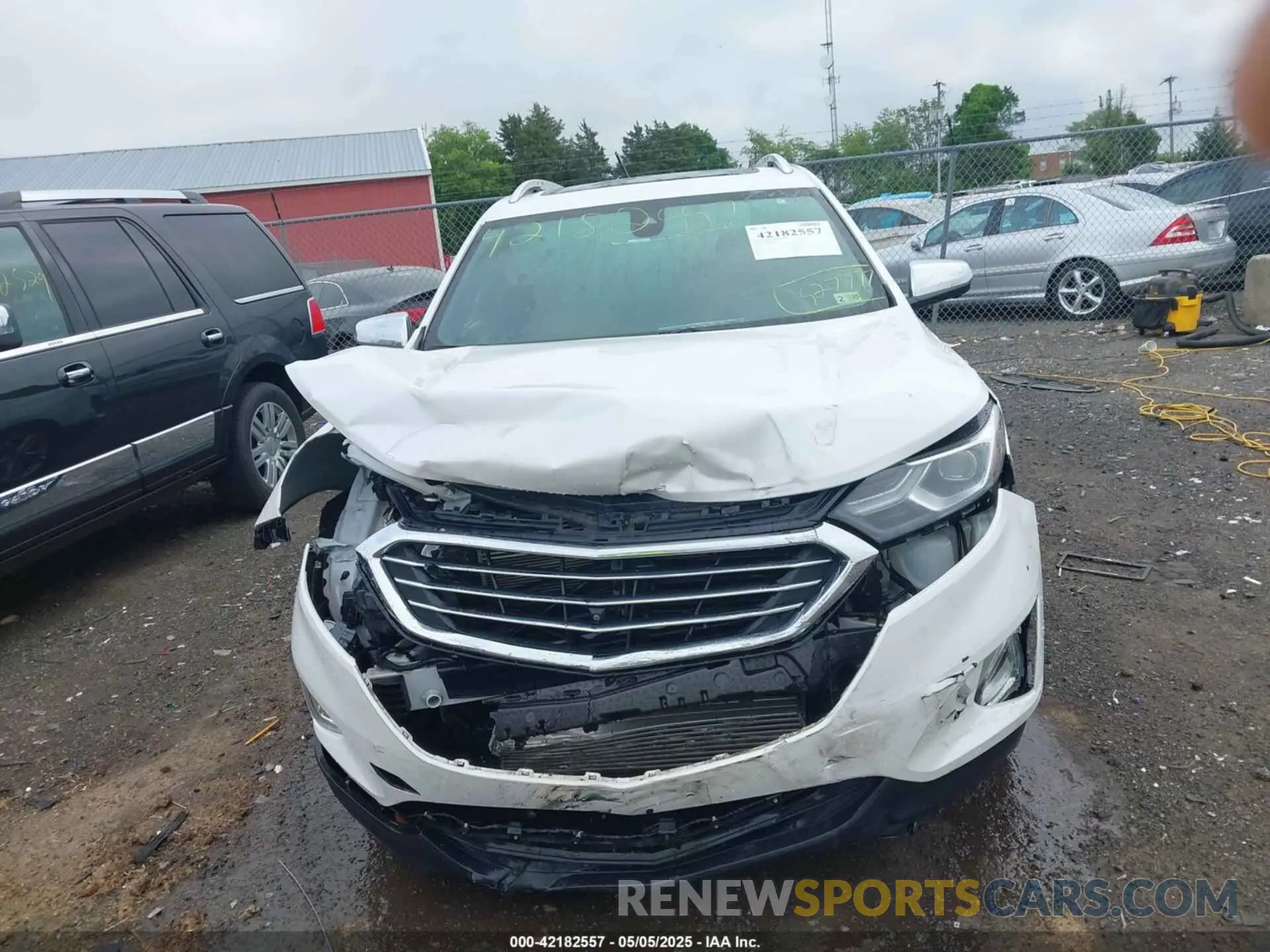 13 Photograph of a damaged car 3GNAXYEXXLS527777 CHEVROLET EQUINOX 2020
