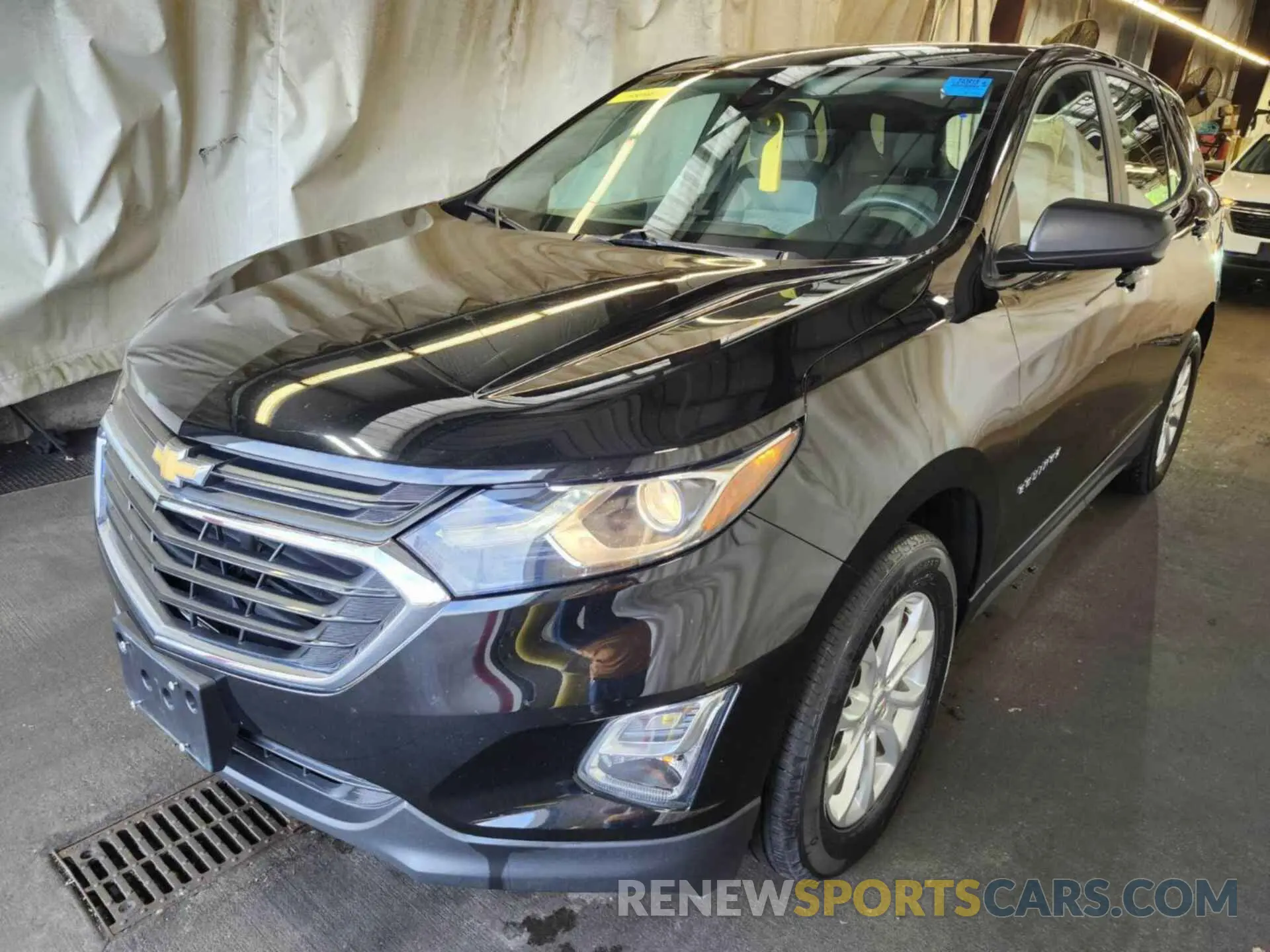 23 Photograph of a damaged car 2GNAXFEV5M6142923 CHEVROLET EQUINOX 2021