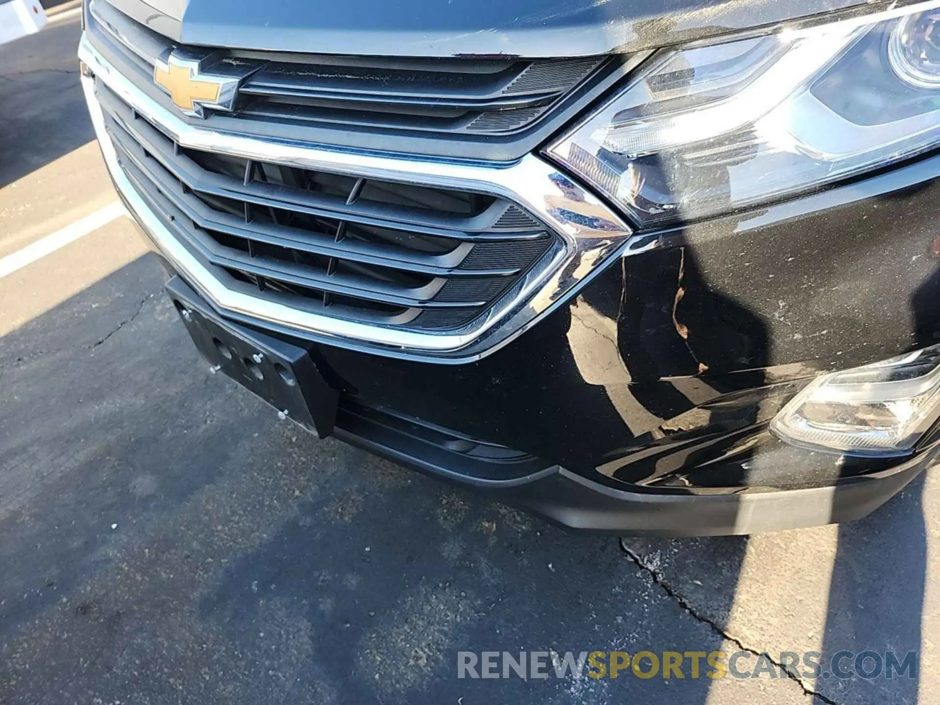 27 Photograph of a damaged car 2GNAXFEV5M6142923 CHEVROLET EQUINOX 2021