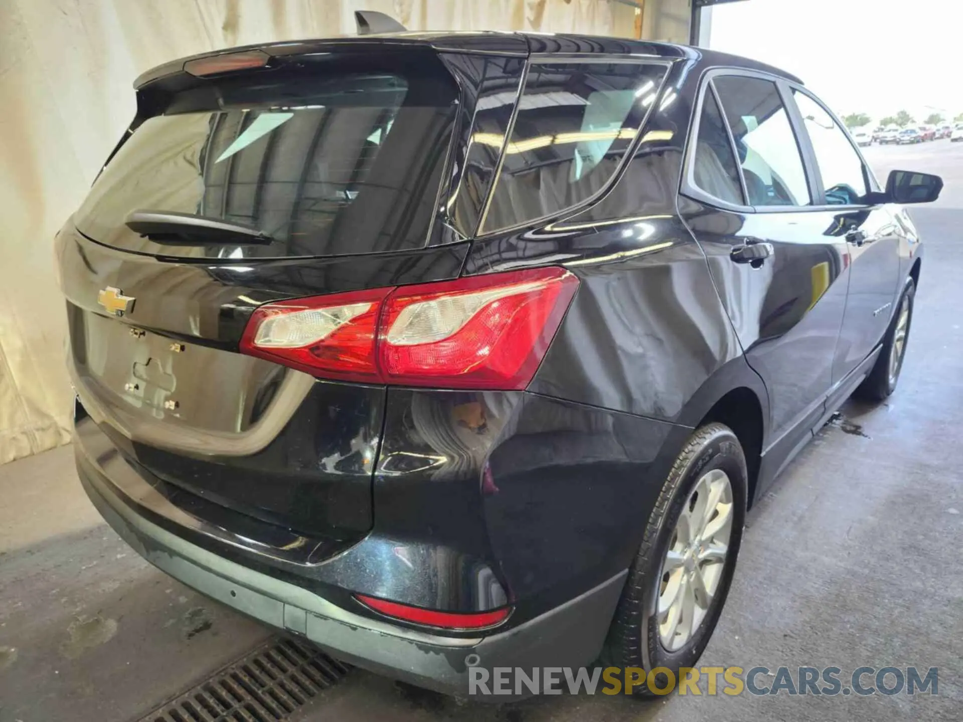 7 Photograph of a damaged car 2GNAXFEV5M6142923 CHEVROLET EQUINOX 2021