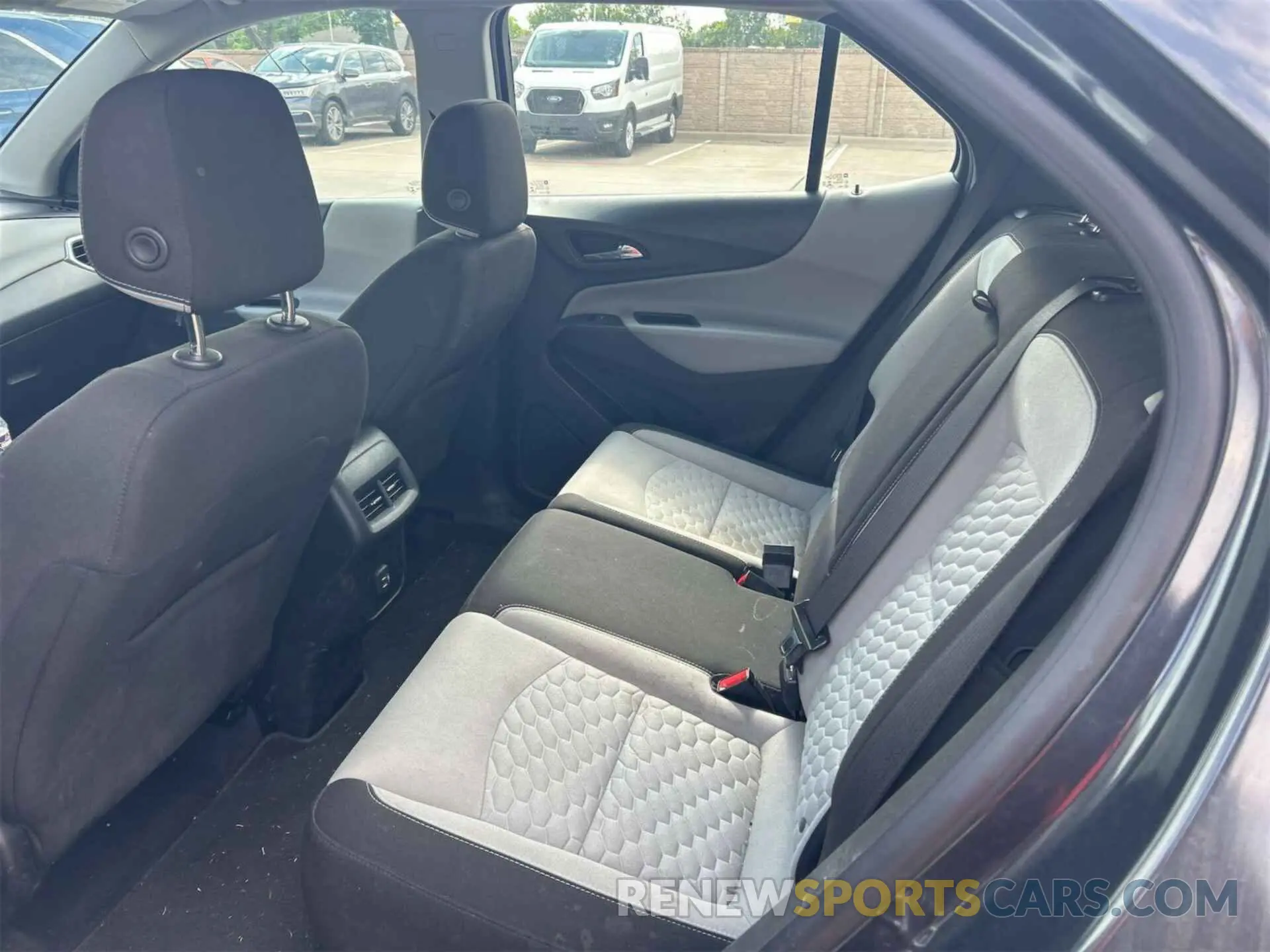 15 Photograph of a damaged car 2GNAXFEV8M6145413 CHEVROLET EQUINOX 2021