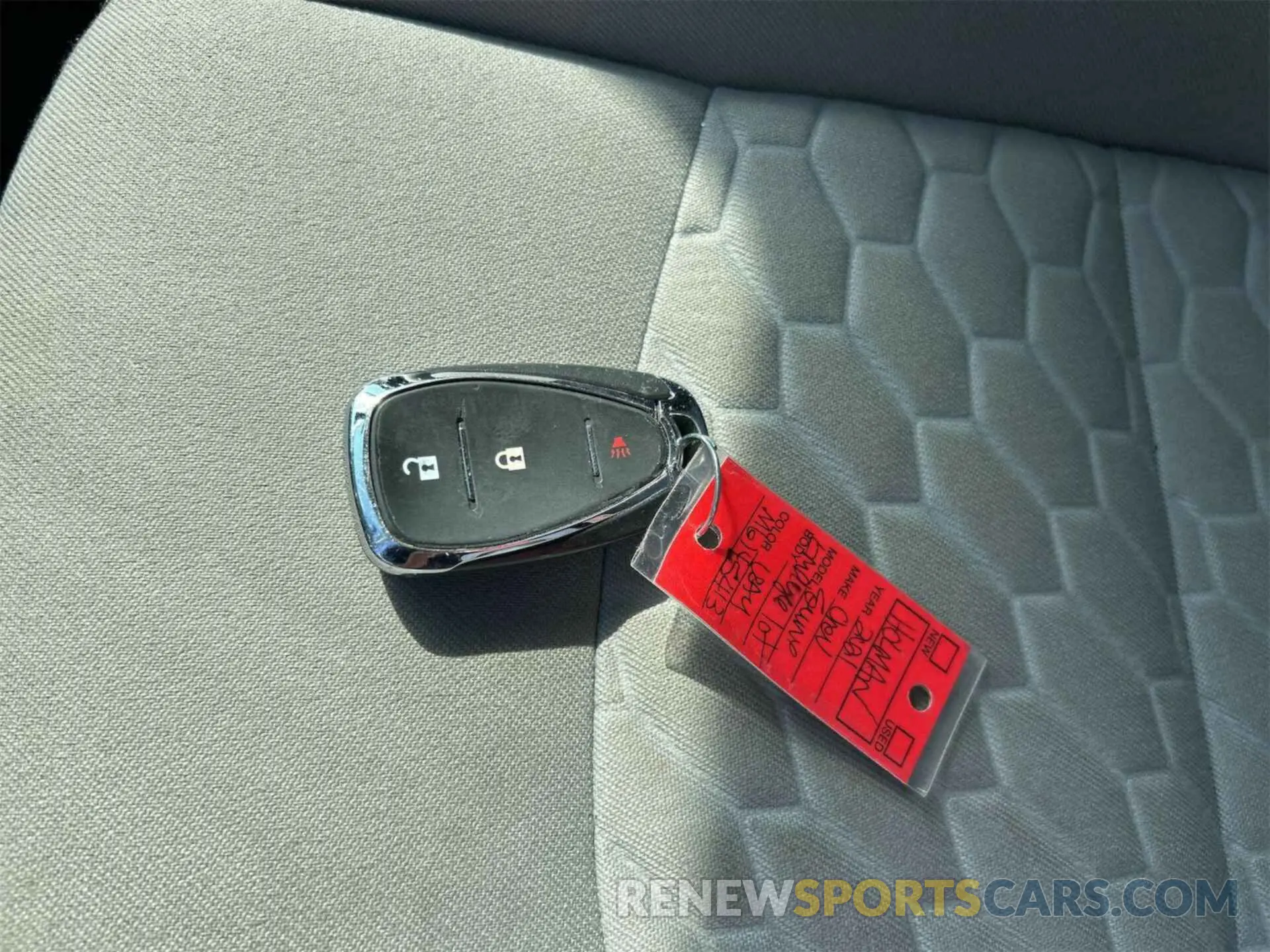 23 Photograph of a damaged car 2GNAXFEV8M6145413 CHEVROLET EQUINOX 2021