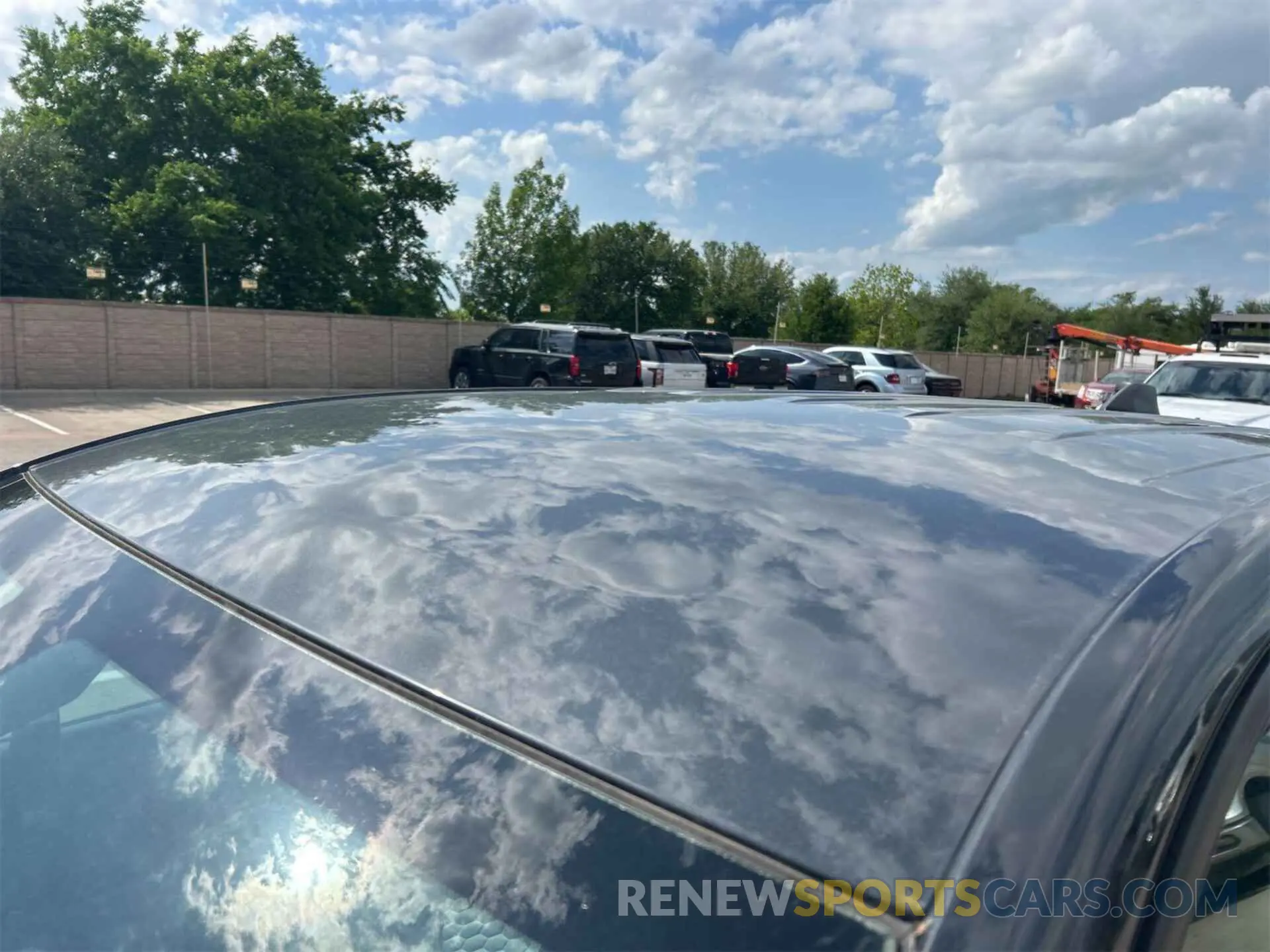 27 Photograph of a damaged car 2GNAXFEV8M6145413 CHEVROLET EQUINOX 2021