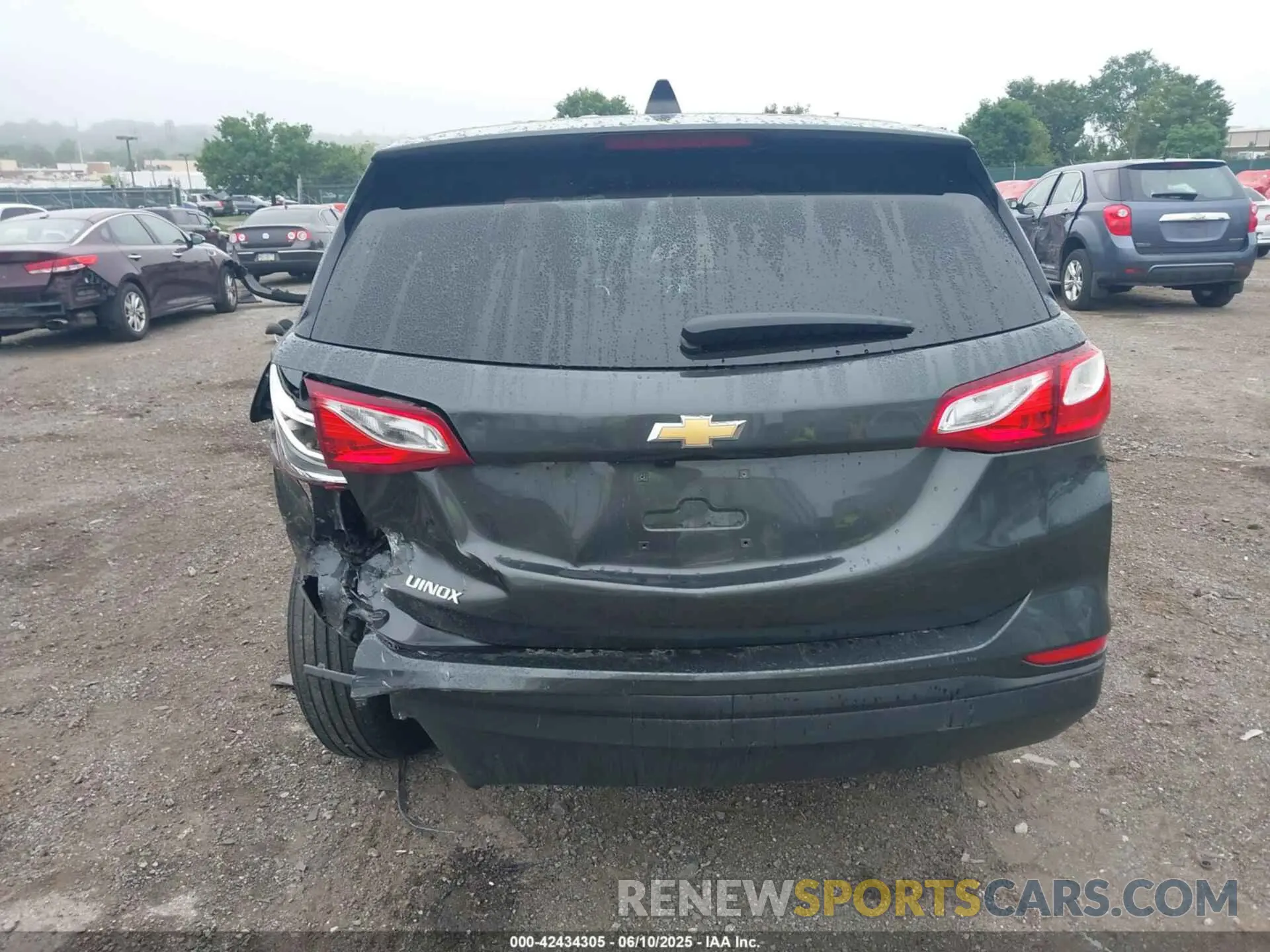 16 Photograph of a damaged car 2GNAXHEV1M6105587 CHEVROLET EQUINOX 2021