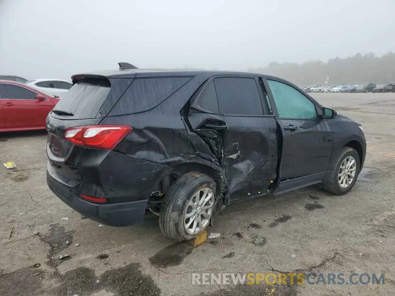 3 Photograph of a damaged car 2GNAXHEV1M6133728 CHEVROLET EQUINOX 2021