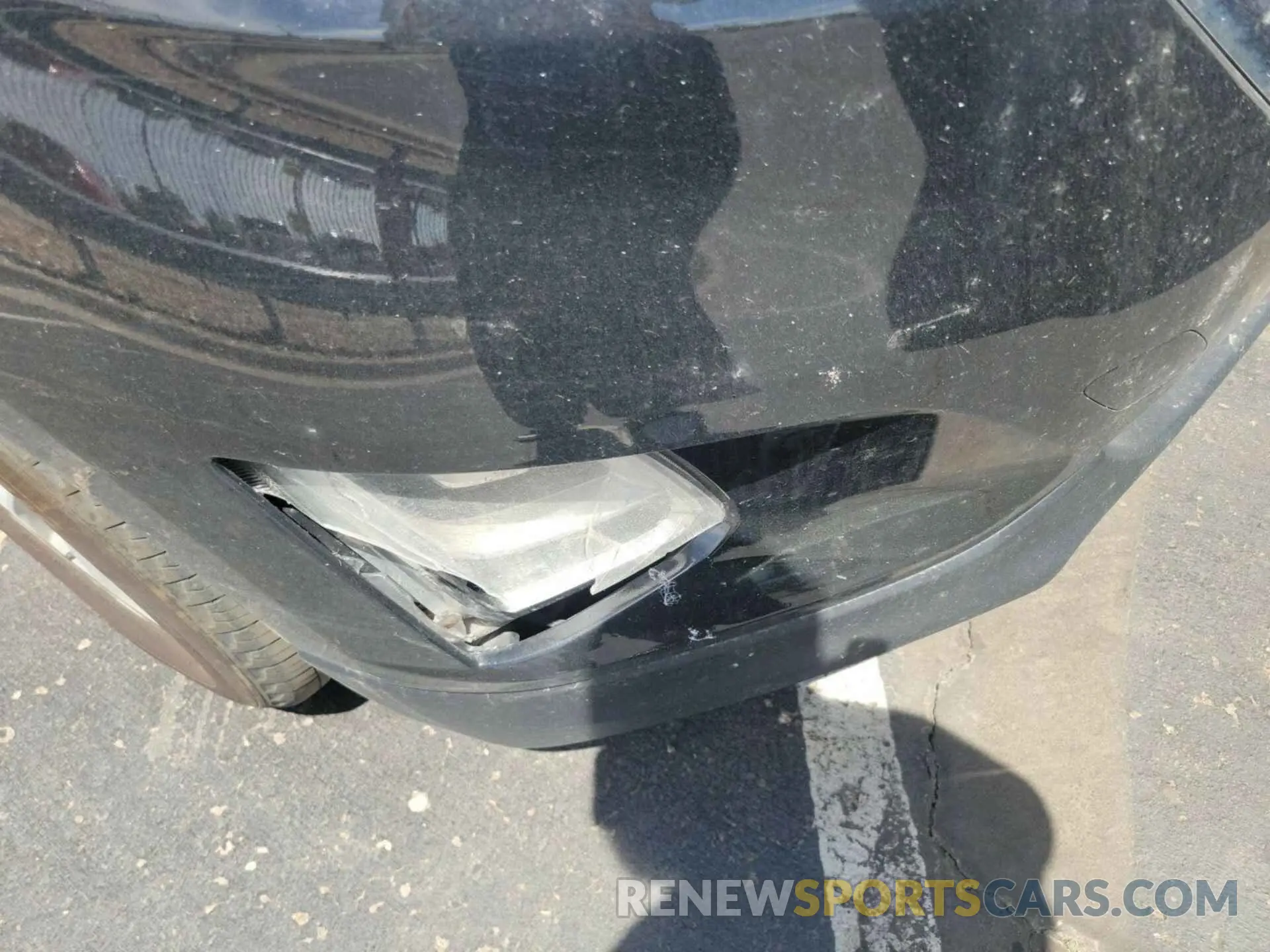 13 Photograph of a damaged car 2GNAXHEV2M6116582 CHEVROLET EQUINOX 2021