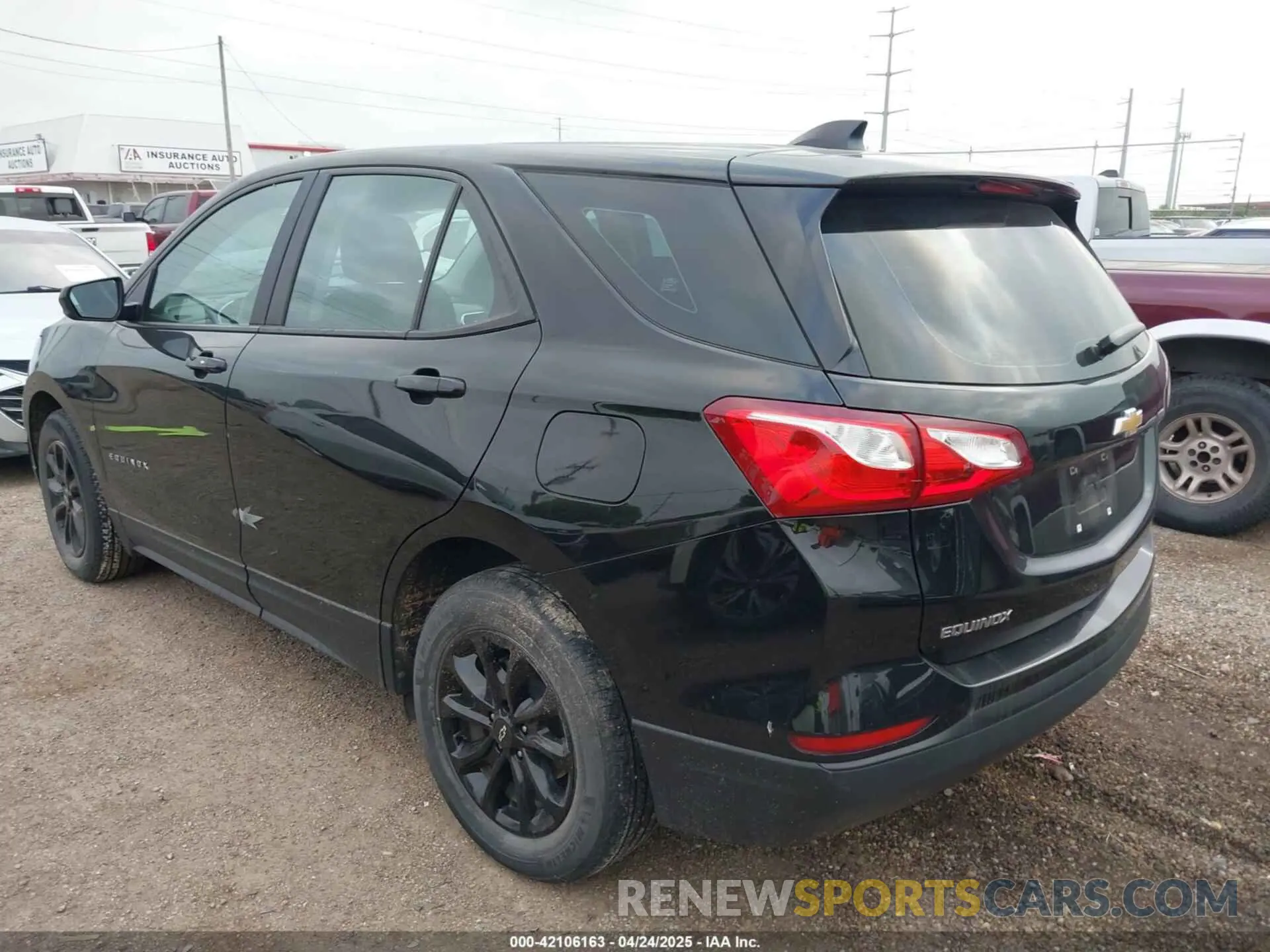 3 Photograph of a damaged car 2GNAXHEV4M6115286 CHEVROLET EQUINOX 2021