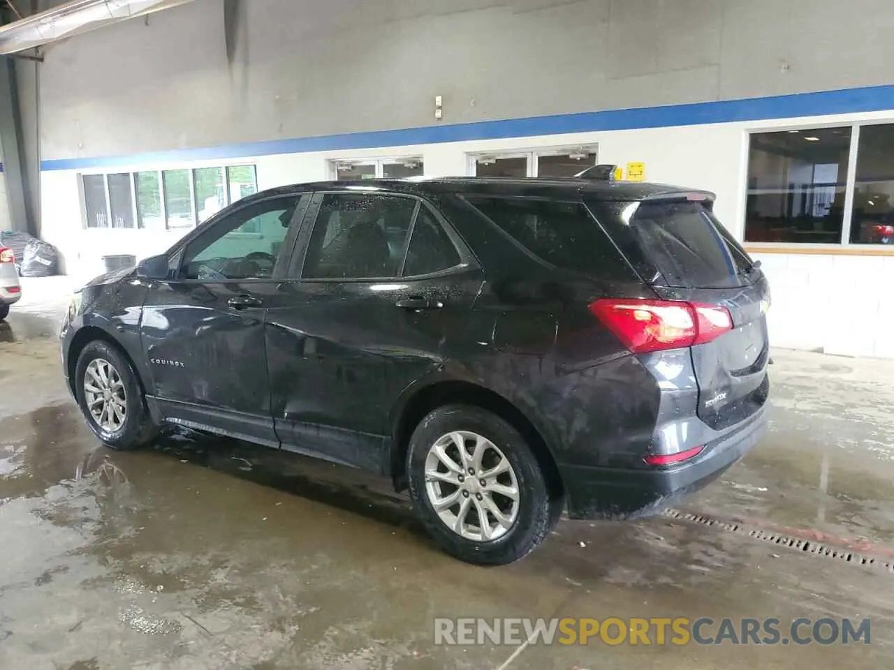 2 Photograph of a damaged car 2GNAXHEV4M6130063 CHEVROLET EQUINOX 2021
