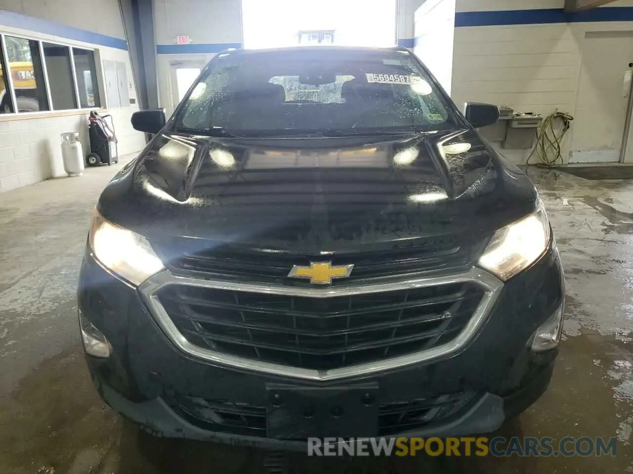 5 Photograph of a damaged car 2GNAXHEV4M6130063 CHEVROLET EQUINOX 2021