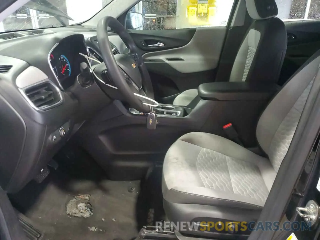 7 Photograph of a damaged car 2GNAXHEV4M6130063 CHEVROLET EQUINOX 2021