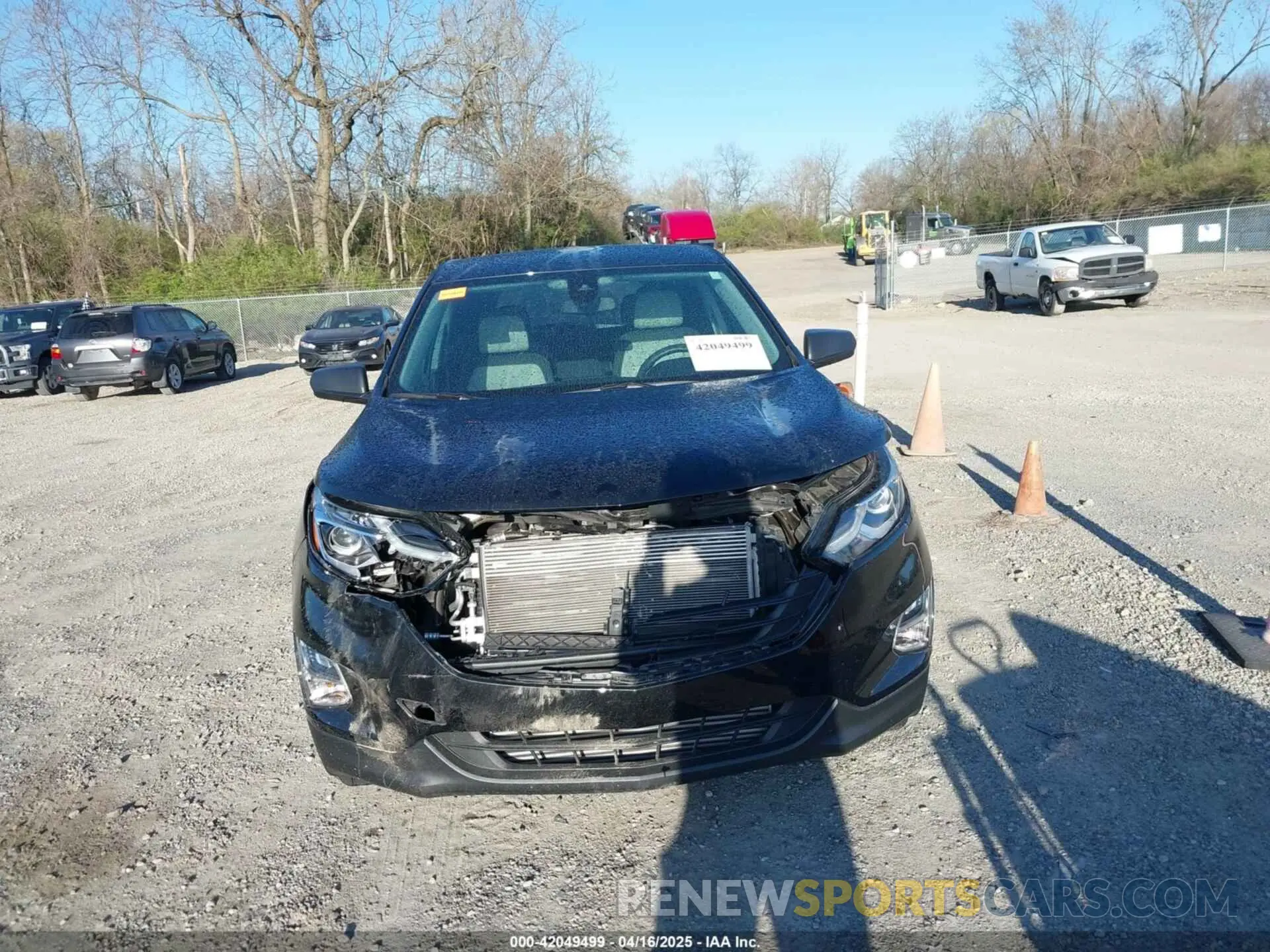 12 Photograph of a damaged car 2GNAXHEV4M6148322 CHEVROLET EQUINOX 2021