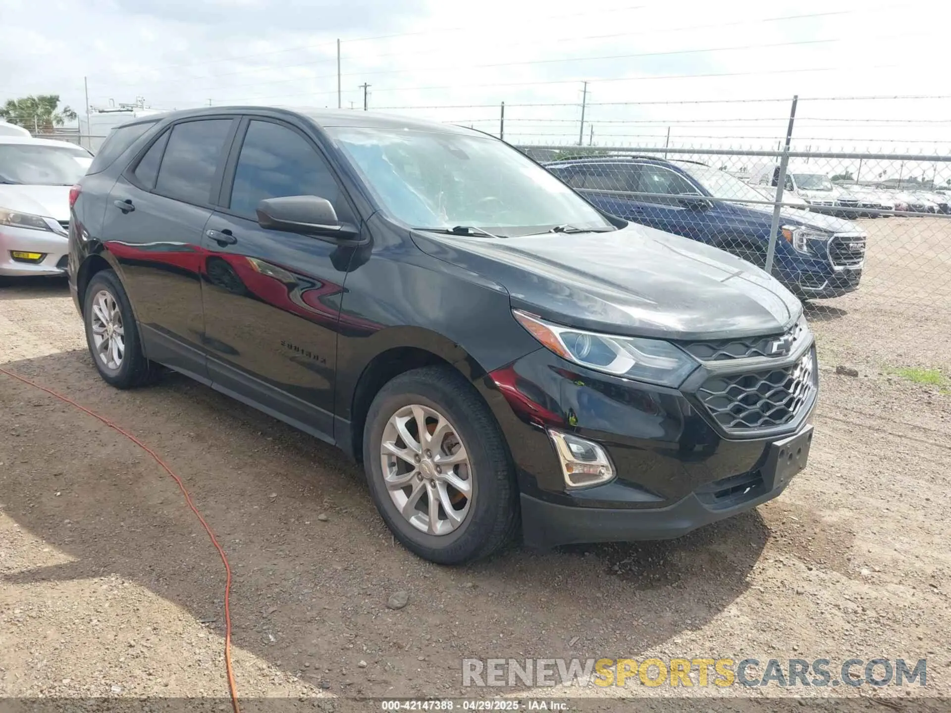 1 Photograph of a damaged car 2GNAXHEV7M6136715 CHEVROLET EQUINOX 2021