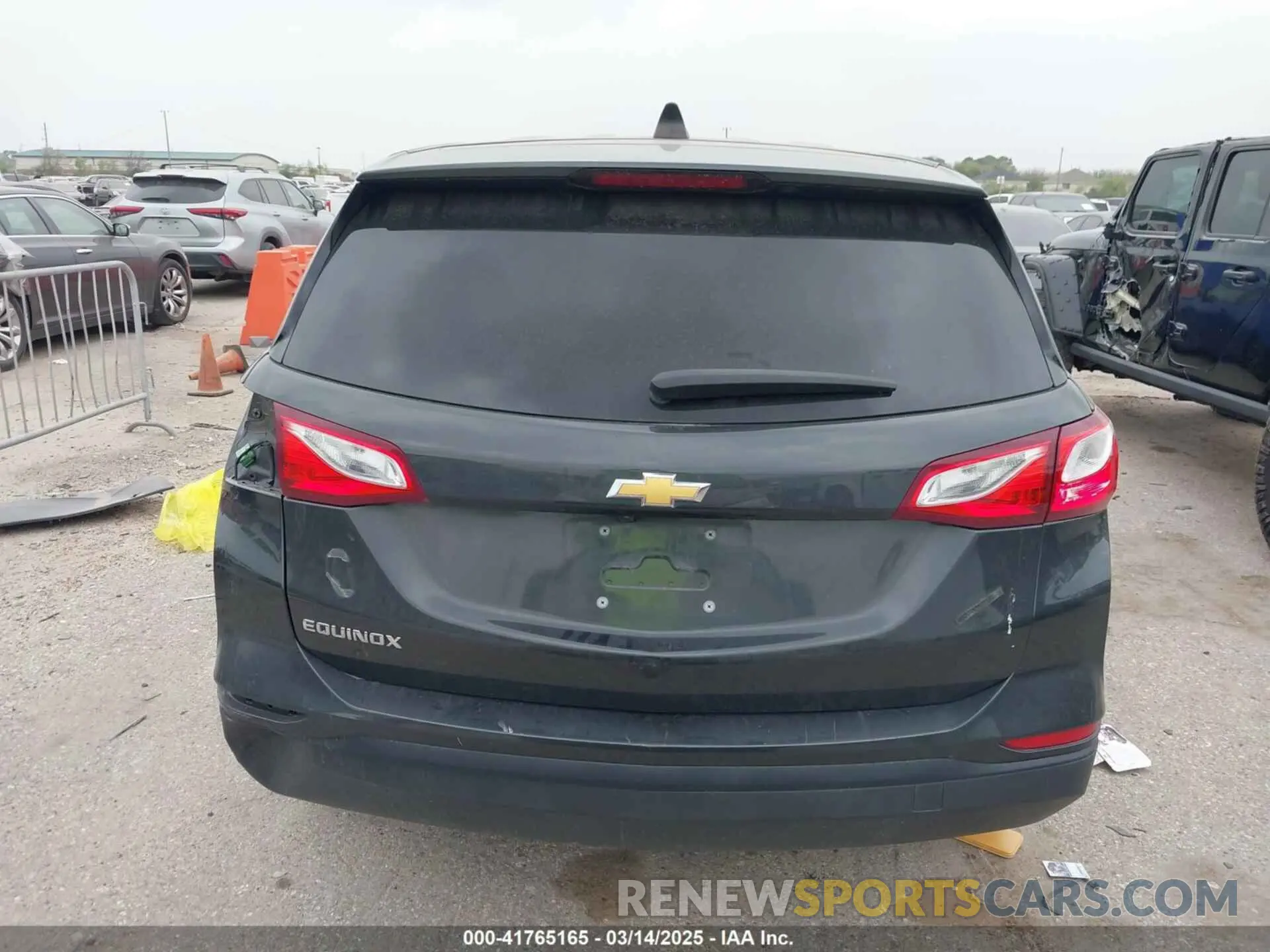 16 Photograph of a damaged car 2GNAXHEV7M6152848 CHEVROLET EQUINOX 2021
