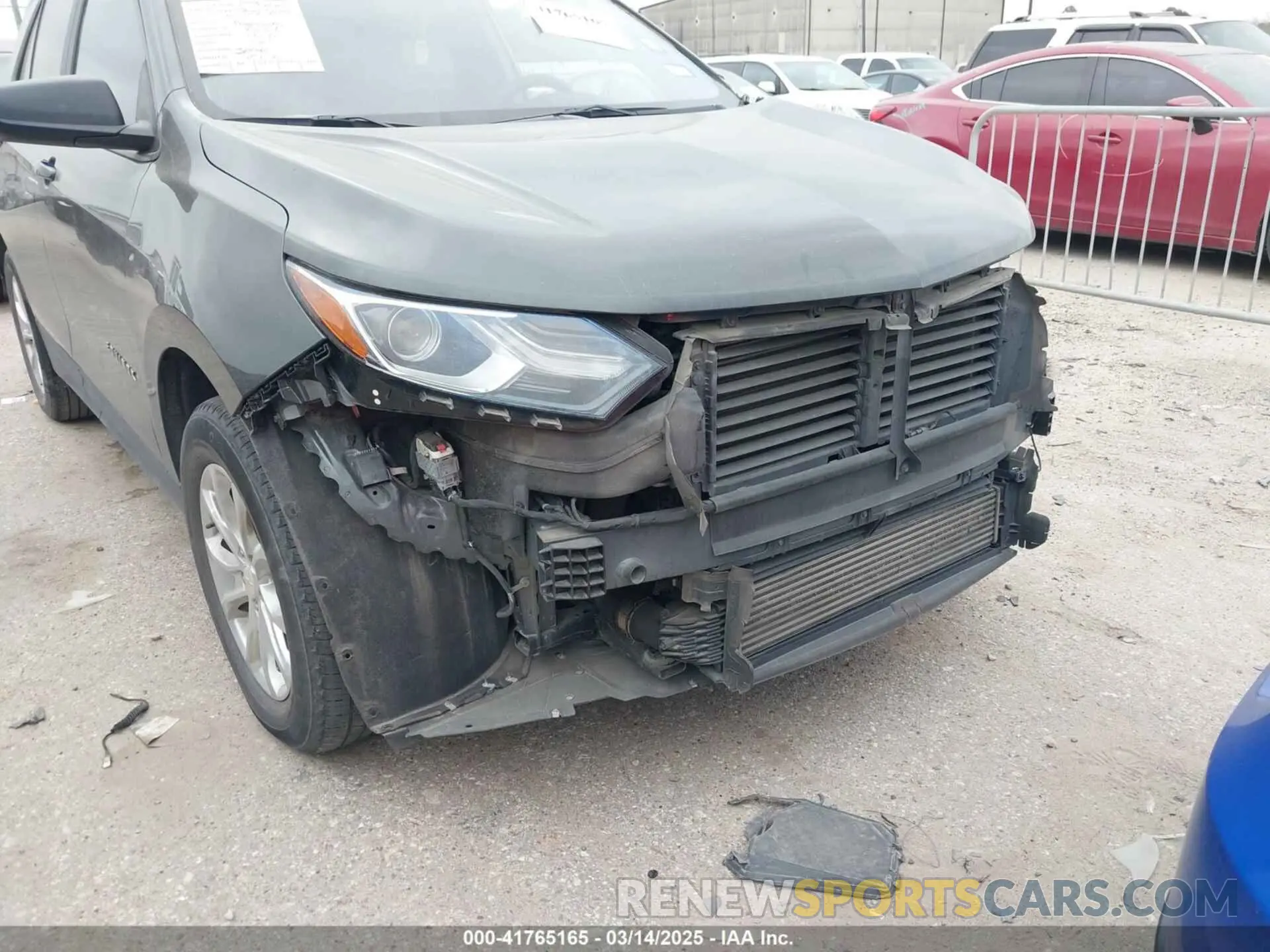 18 Photograph of a damaged car 2GNAXHEV7M6152848 CHEVROLET EQUINOX 2021