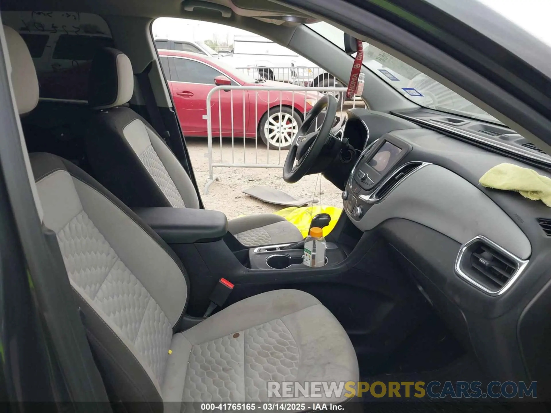 5 Photograph of a damaged car 2GNAXHEV7M6152848 CHEVROLET EQUINOX 2021