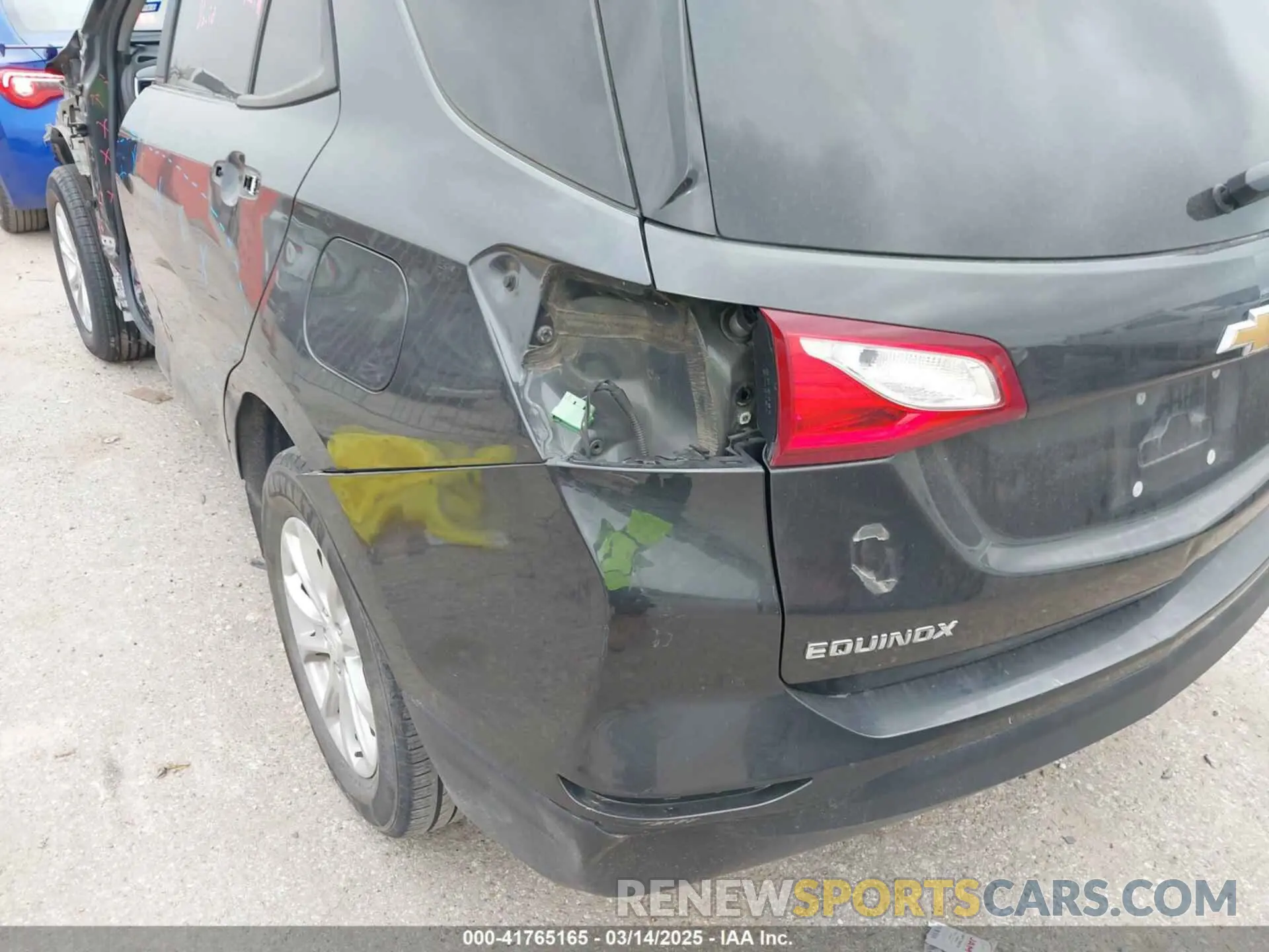 6 Photograph of a damaged car 2GNAXHEV7M6152848 CHEVROLET EQUINOX 2021