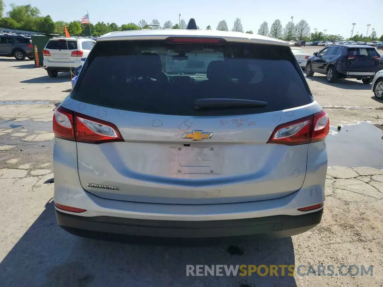 6 Photograph of a damaged car 2GNAXHEV7M6159315 CHEVROLET EQUINOX 2021