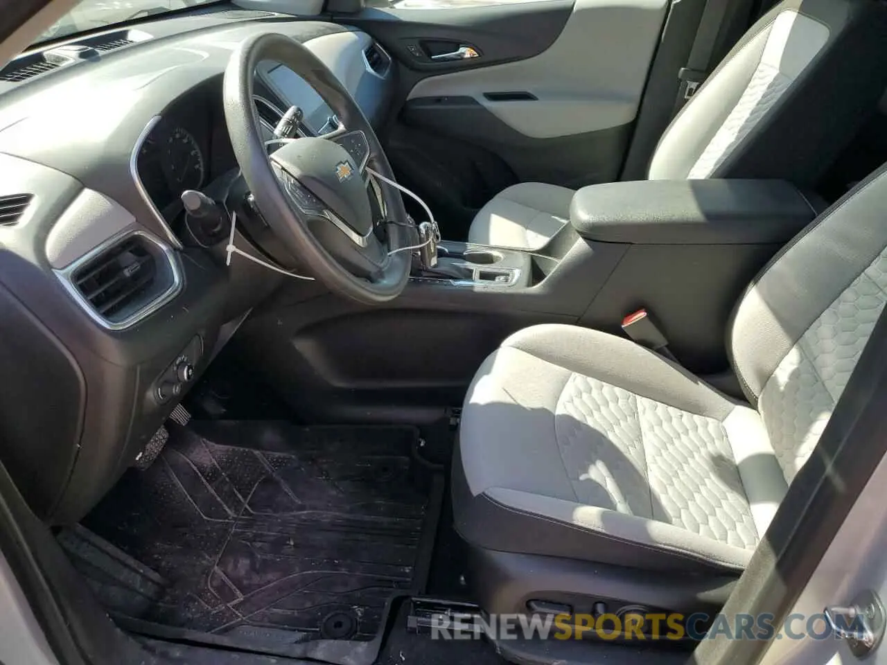 7 Photograph of a damaged car 2GNAXHEV7M6159315 CHEVROLET EQUINOX 2021