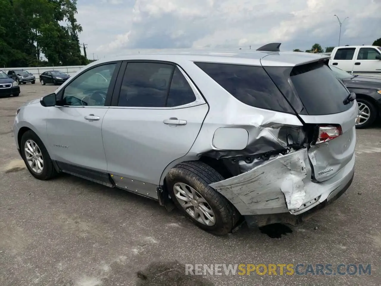 2 Photograph of a damaged car 2GNAXJEV0M6102929 CHEVROLET EQUINOX 2021