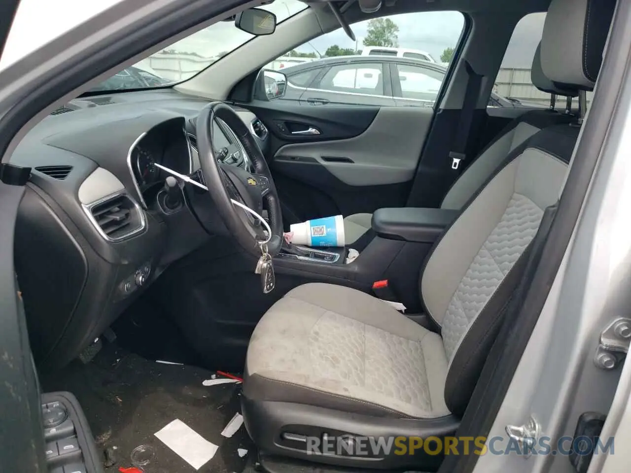 7 Photograph of a damaged car 2GNAXJEV0M6102929 CHEVROLET EQUINOX 2021