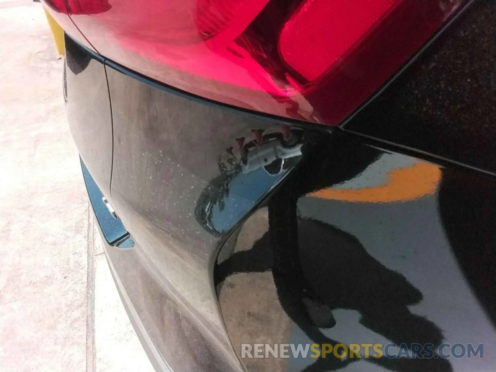 10 Photograph of a damaged car 2GNAXJEV0M6123585 CHEVROLET EQUINOX 2021