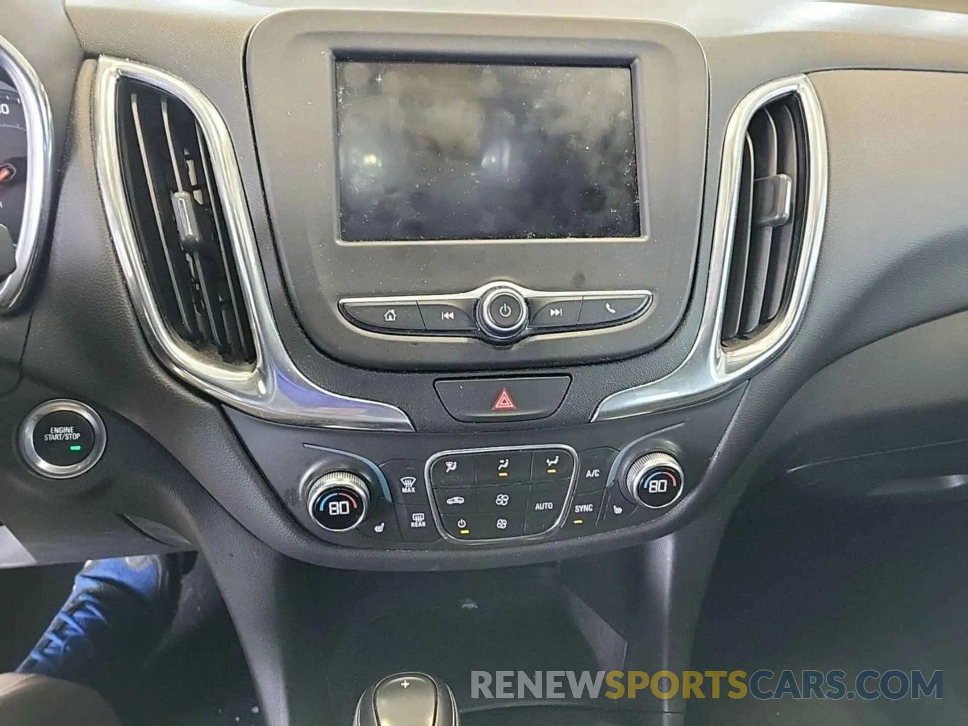 1 Photograph of a damaged car 2GNAXJEV0M6124011 CHEVROLET EQUINOX 2021