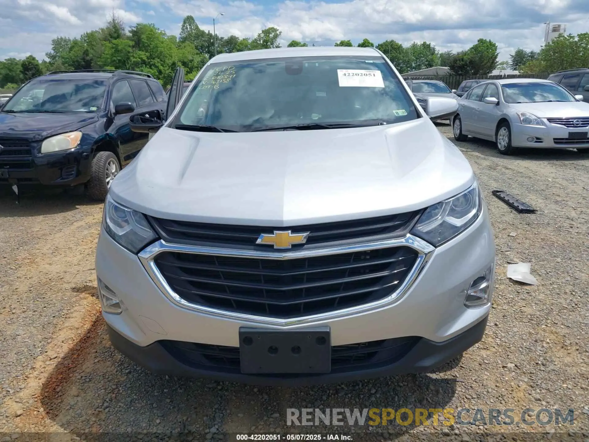 12 Photograph of a damaged car 2GNAXJEV0M6162158 CHEVROLET EQUINOX 2021