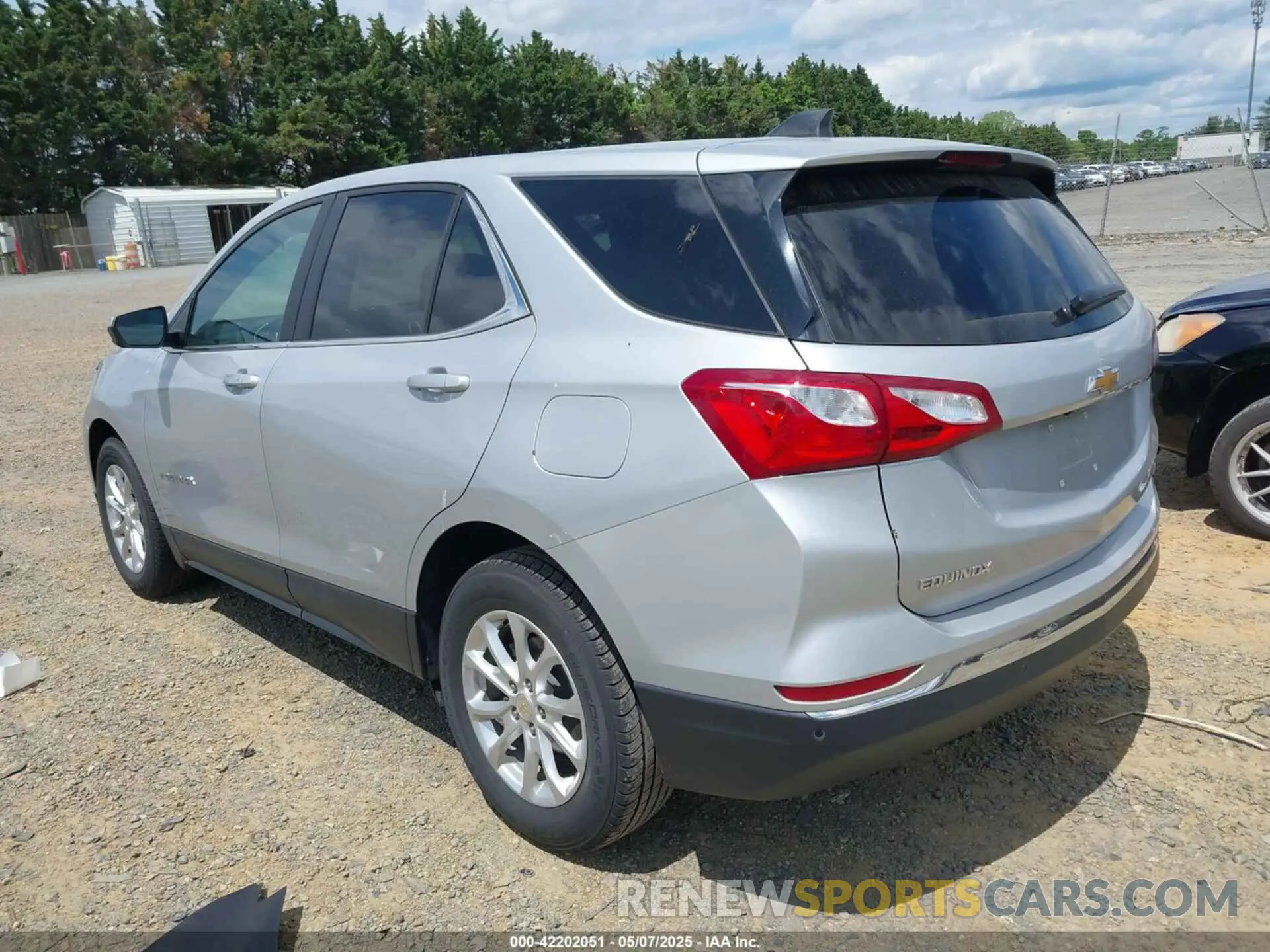 3 Photograph of a damaged car 2GNAXJEV0M6162158 CHEVROLET EQUINOX 2021