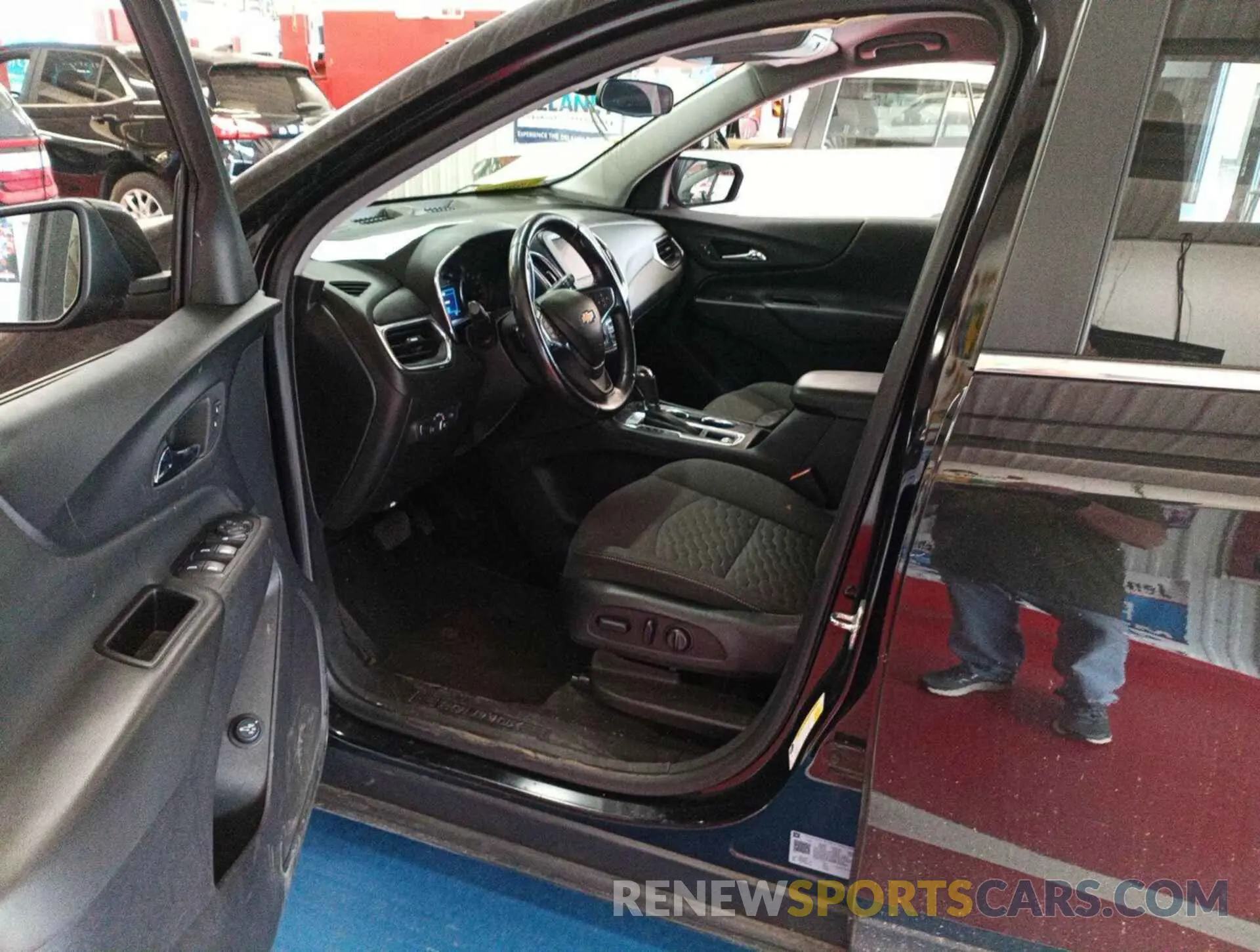 3 Photograph of a damaged car 2GNAXJEV2M6106965 CHEVROLET EQUINOX 2021