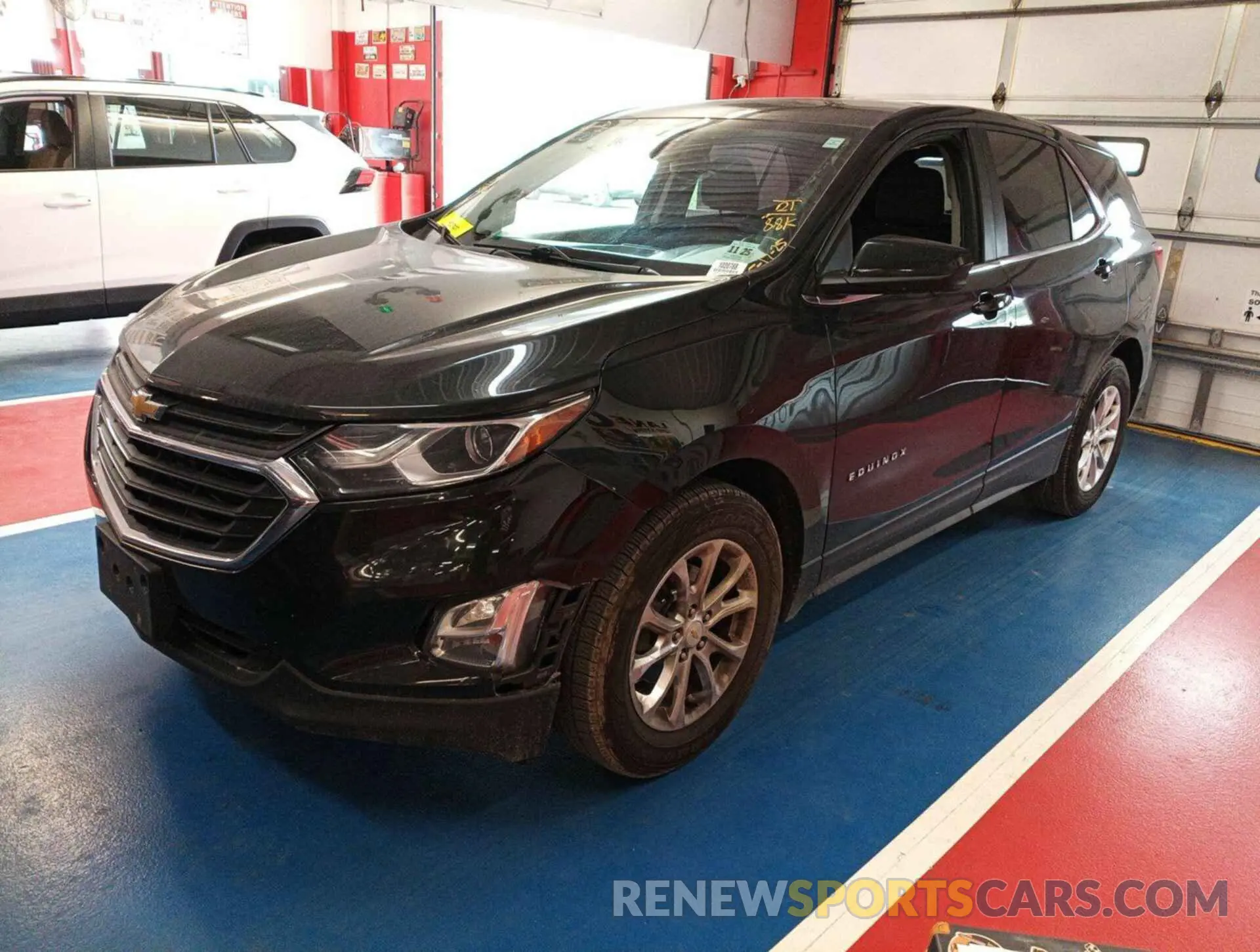 41 Photograph of a damaged car 2GNAXJEV2M6106965 CHEVROLET EQUINOX 2021