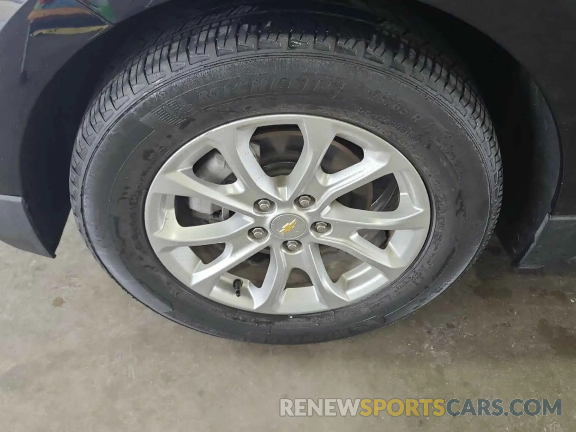 23 Photograph of a damaged car 2GNAXJEV2M6107596 CHEVROLET EQUINOX 2021