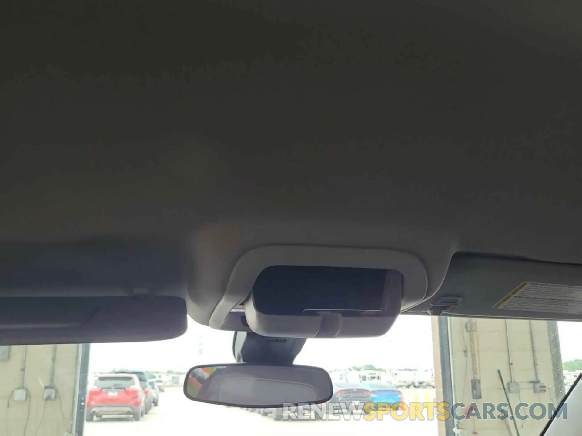 44 Photograph of a damaged car 2GNAXJEV2M6107596 CHEVROLET EQUINOX 2021