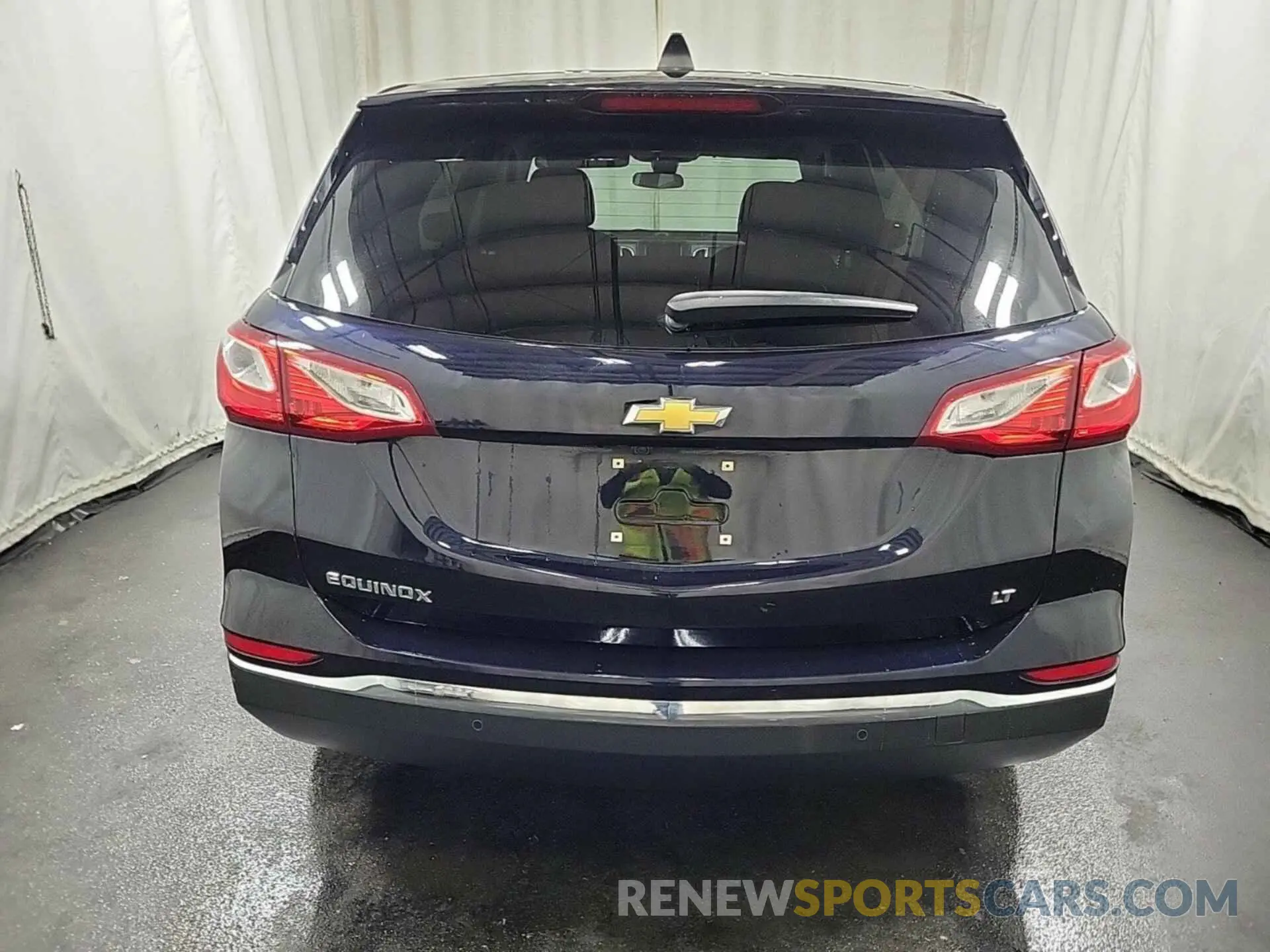 5 Photograph of a damaged car 2GNAXJEV2M6107596 CHEVROLET EQUINOX 2021