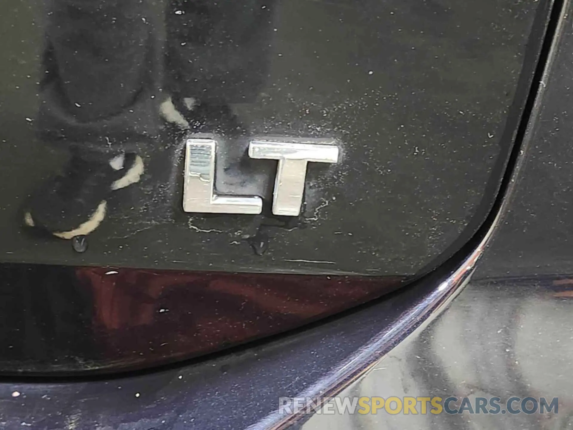 10 Photograph of a damaged car 2GNAXJEV2M6161884 CHEVROLET EQUINOX 2021