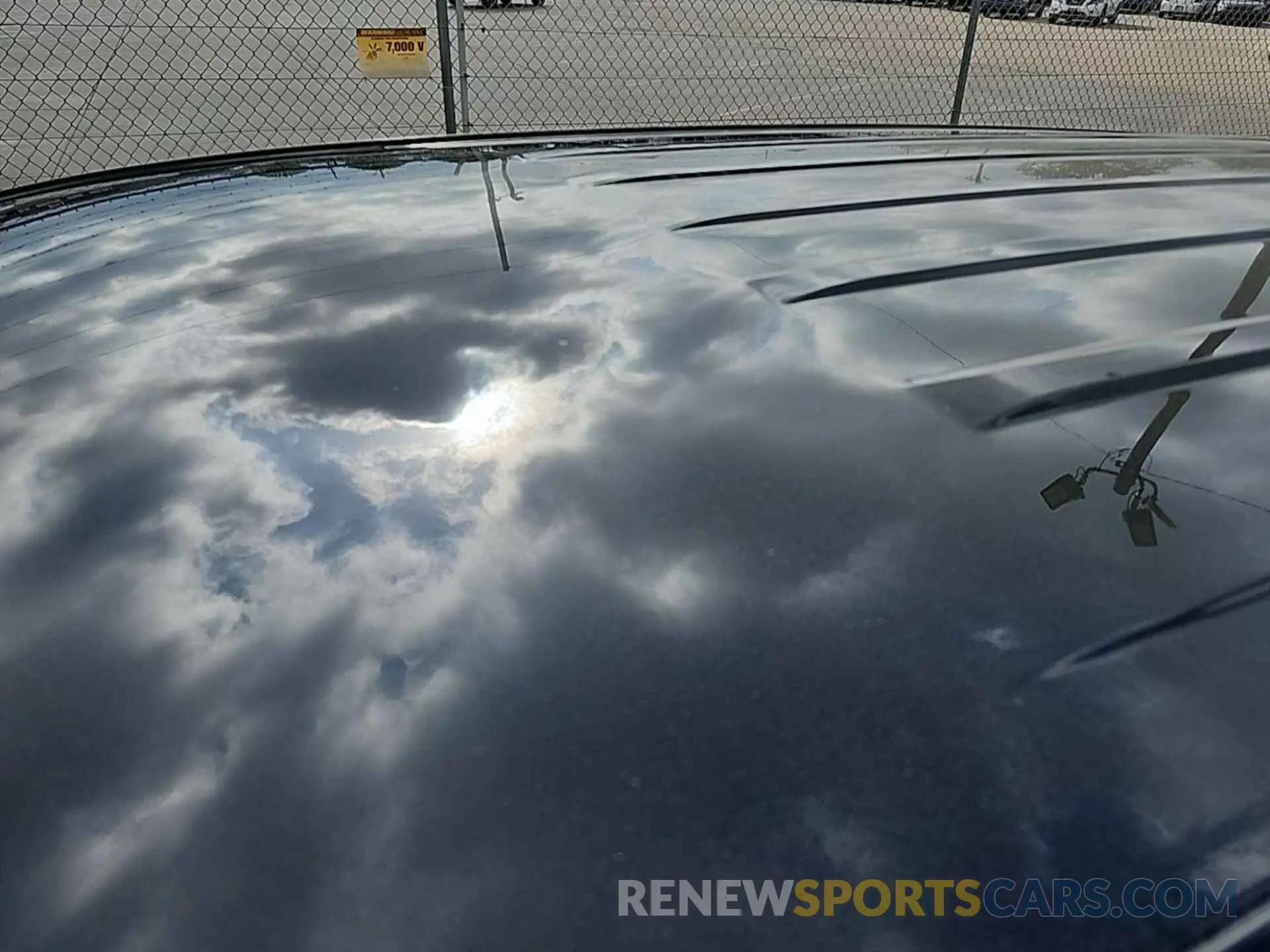 17 Photograph of a damaged car 2GNAXJEV3M6107798 CHEVROLET EQUINOX 2021