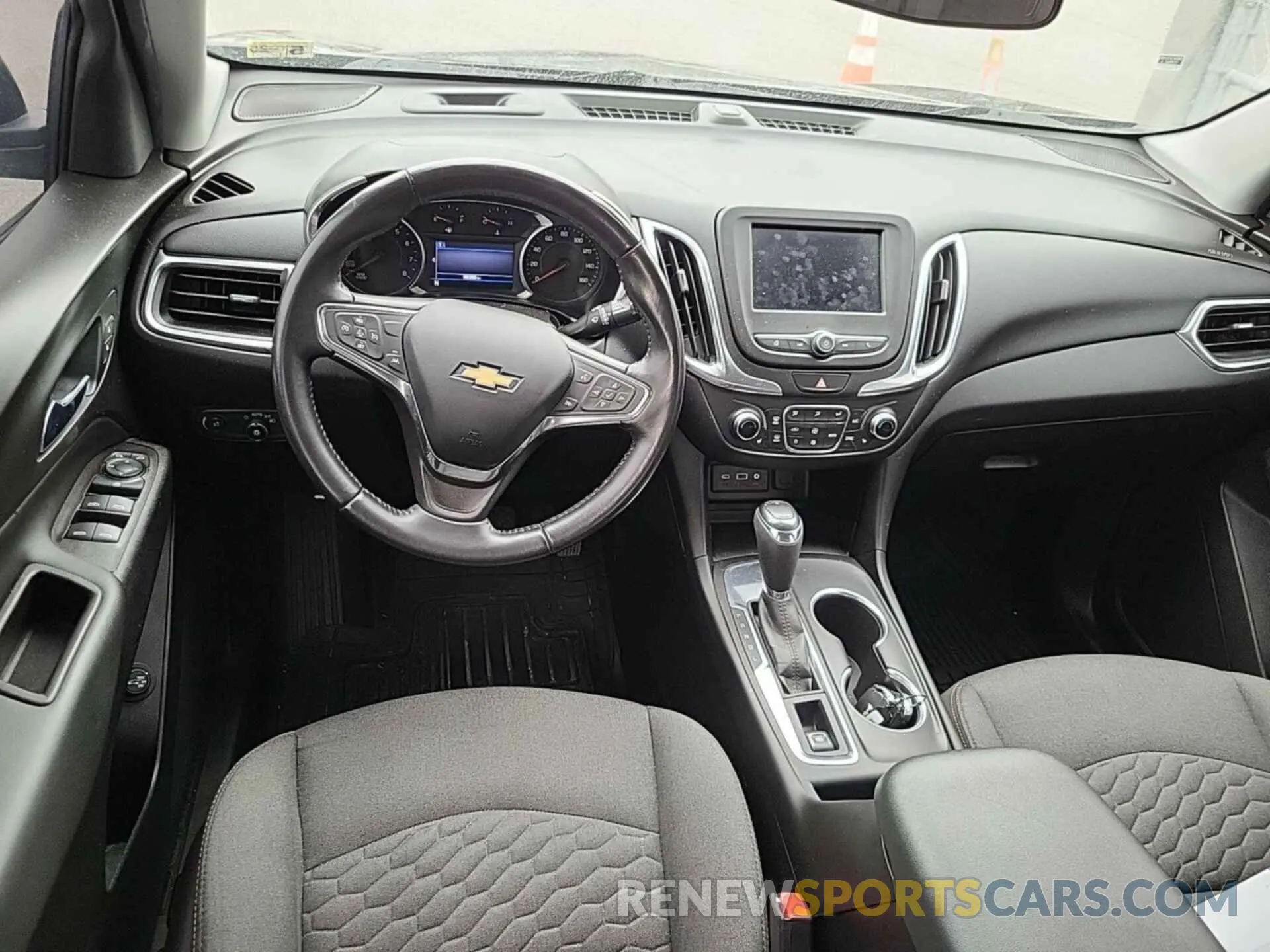 13 Photograph of a damaged car 2GNAXJEV3M6124391 CHEVROLET EQUINOX 2021