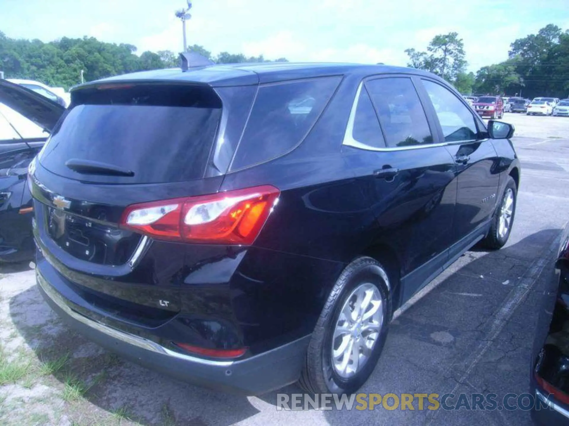 1 Photograph of a damaged car 2GNAXJEV3M6161134 CHEVROLET EQUINOX 2021