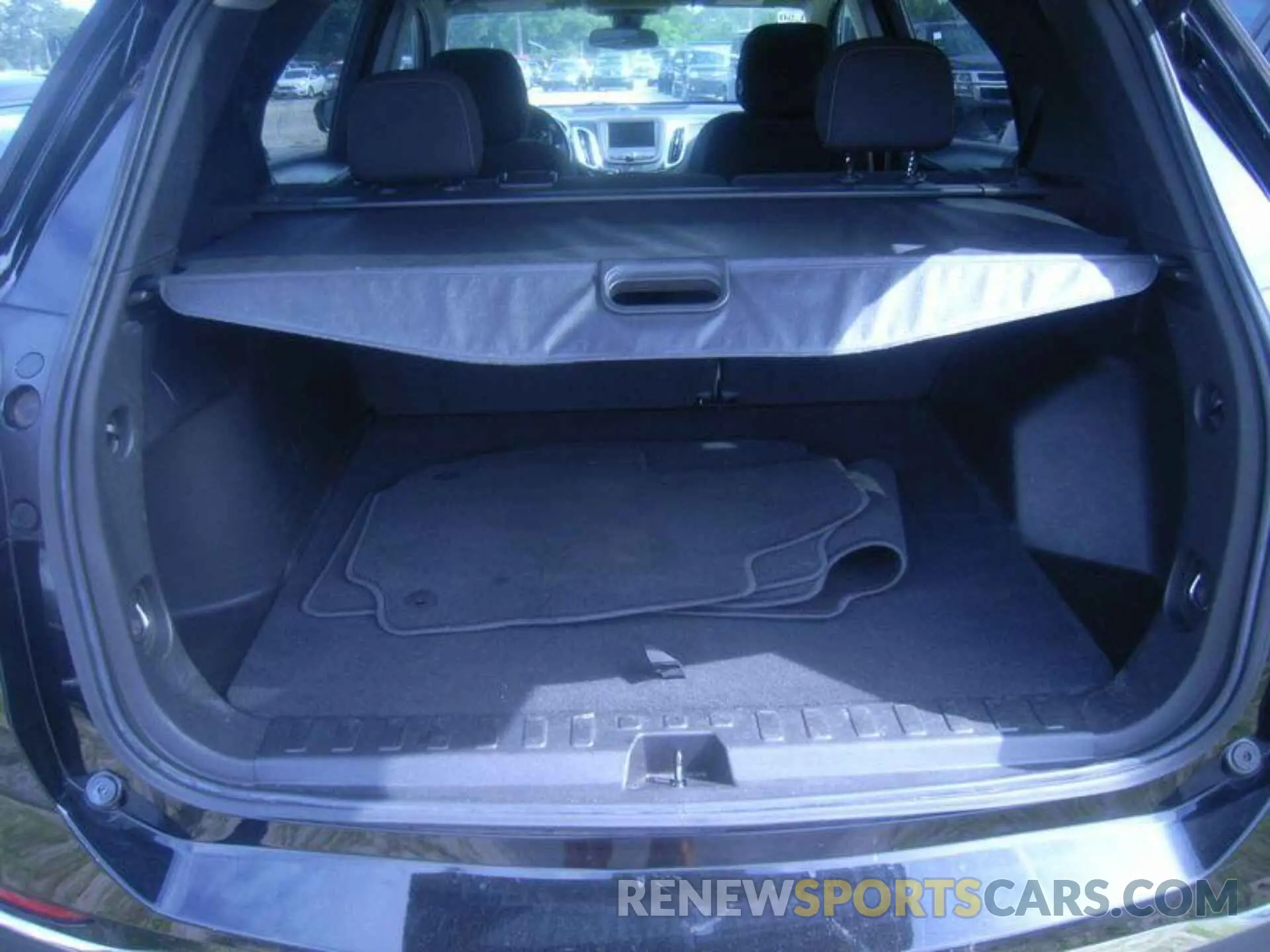 15 Photograph of a damaged car 2GNAXJEV3M6161134 CHEVROLET EQUINOX 2021