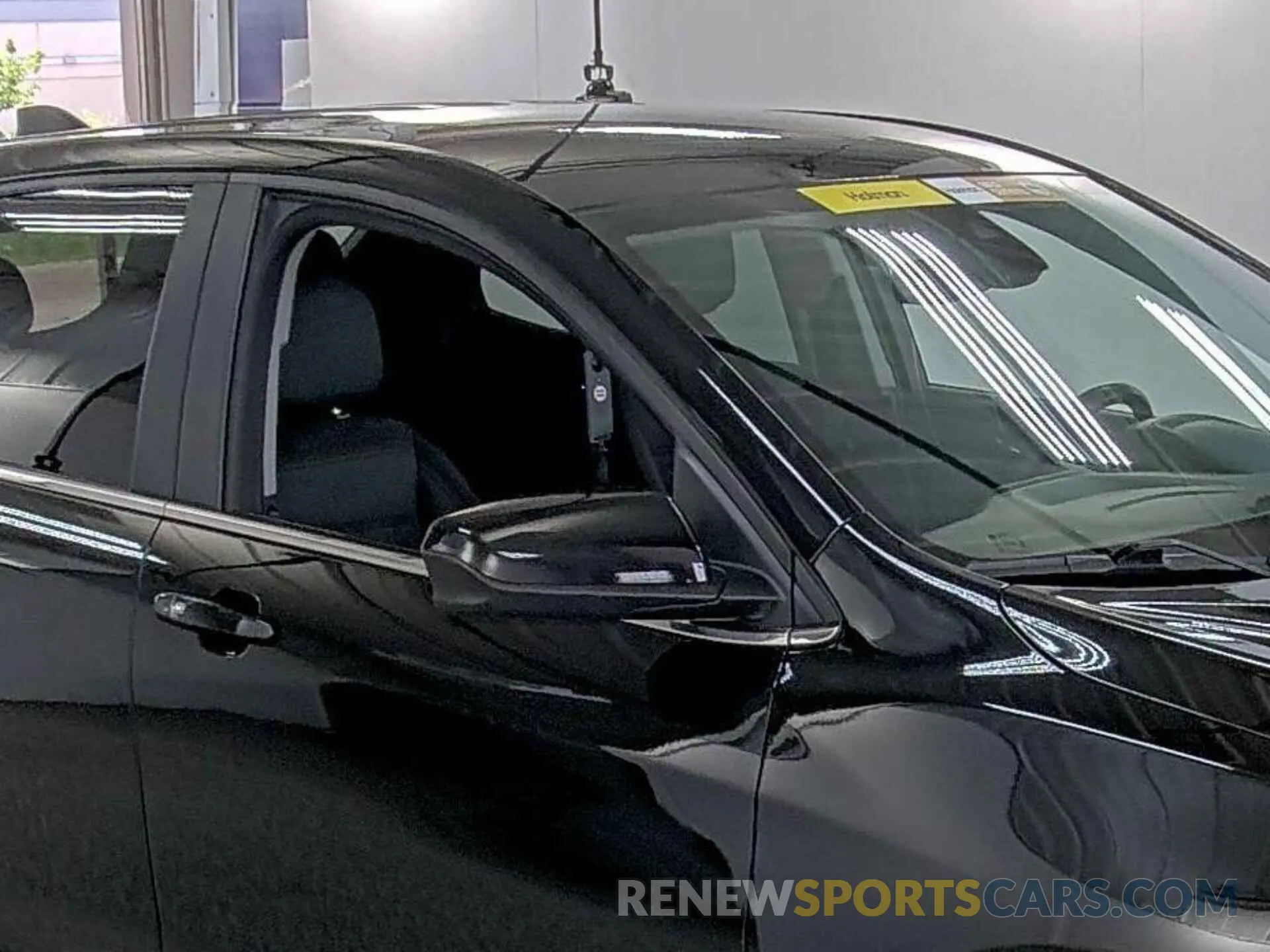 17 Photograph of a damaged car 2GNAXJEV4M6108149 CHEVROLET EQUINOX 2021