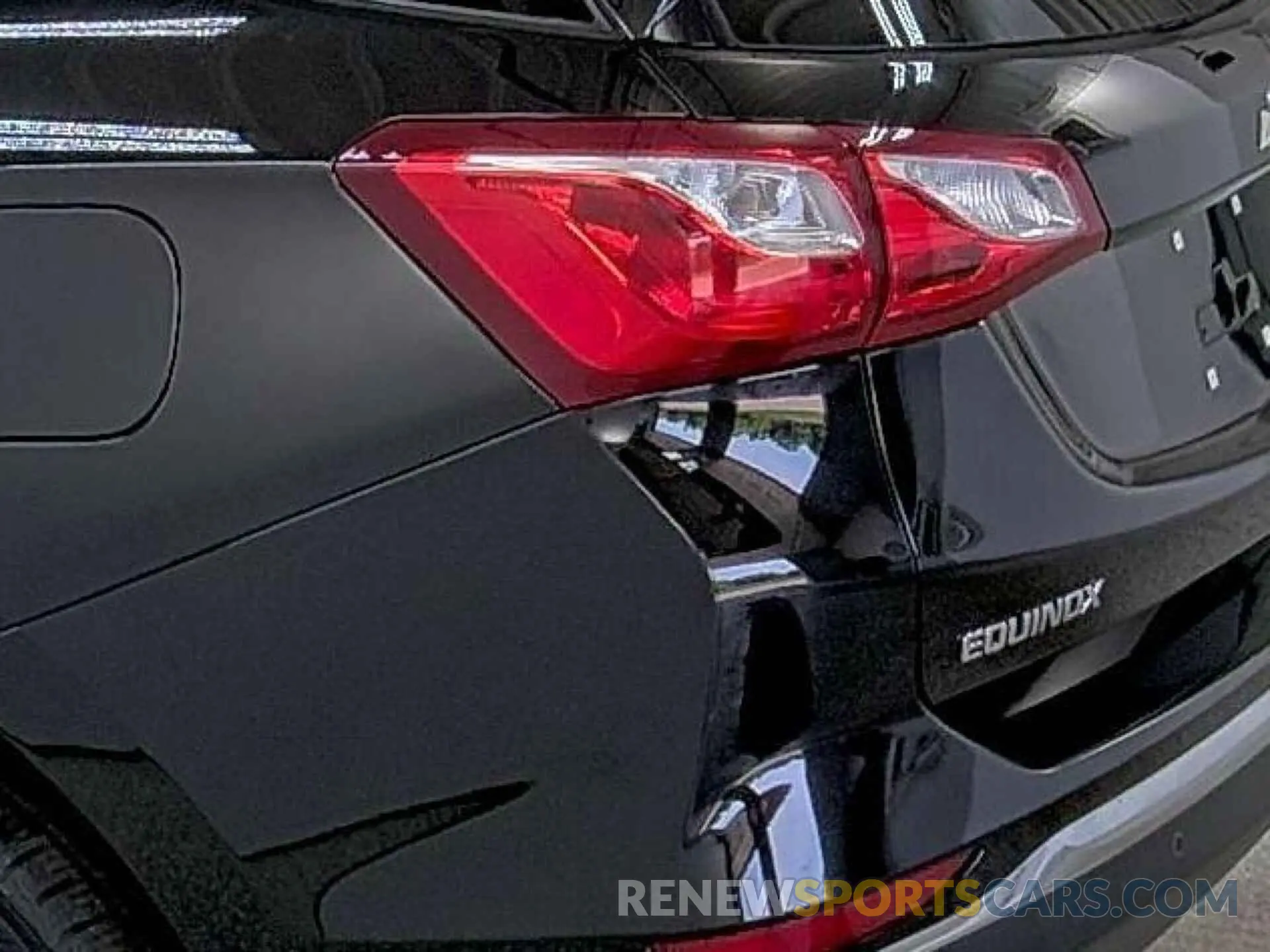 24 Photograph of a damaged car 2GNAXJEV4M6108149 CHEVROLET EQUINOX 2021