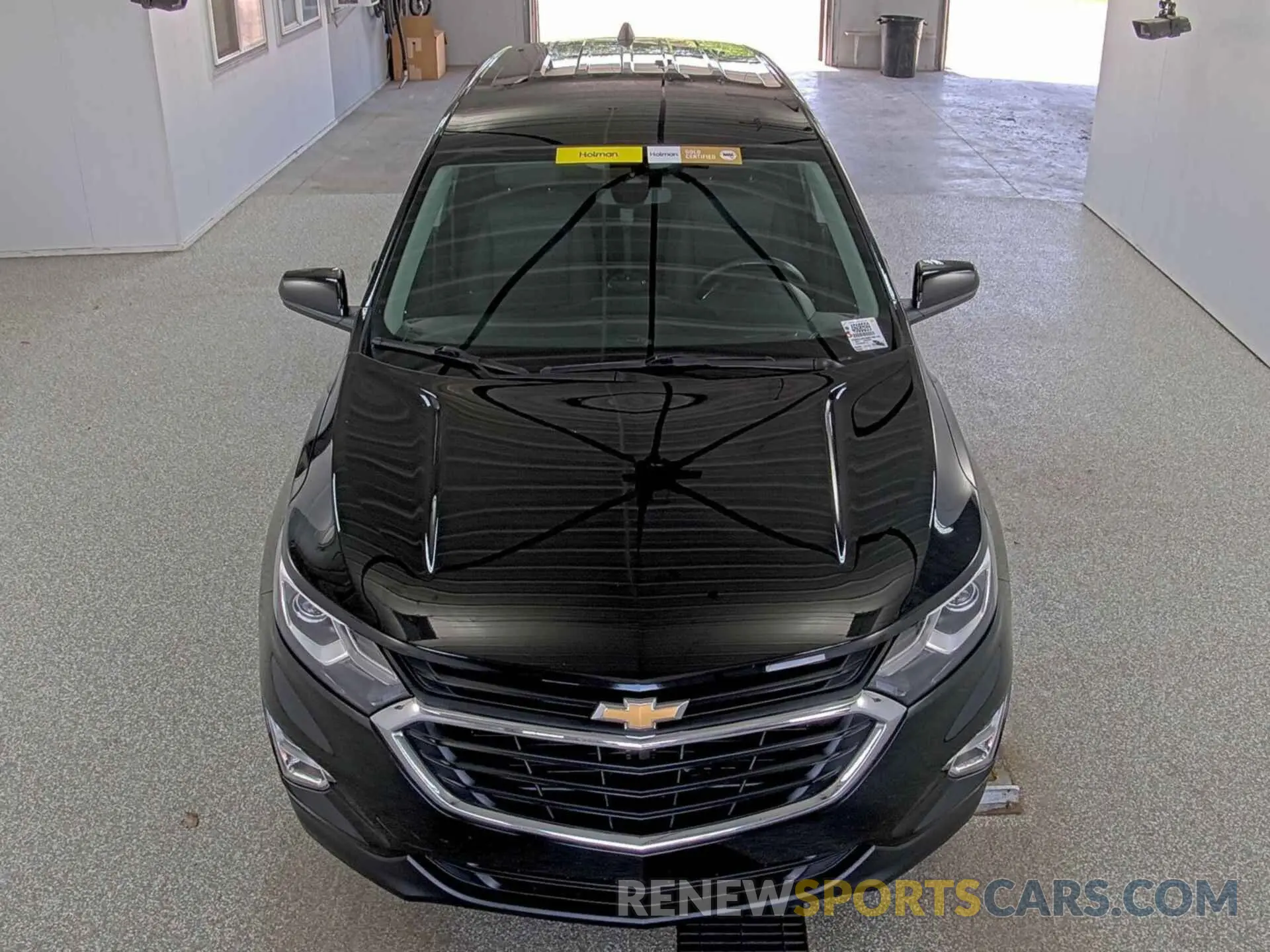 28 Photograph of a damaged car 2GNAXJEV4M6108149 CHEVROLET EQUINOX 2021