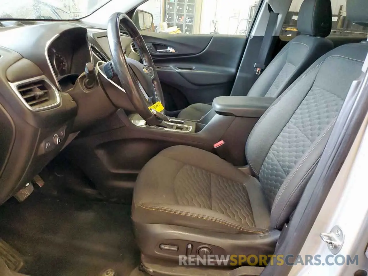 7 Photograph of a damaged car 2GNAXJEV4M6162017 CHEVROLET EQUINOX 2021