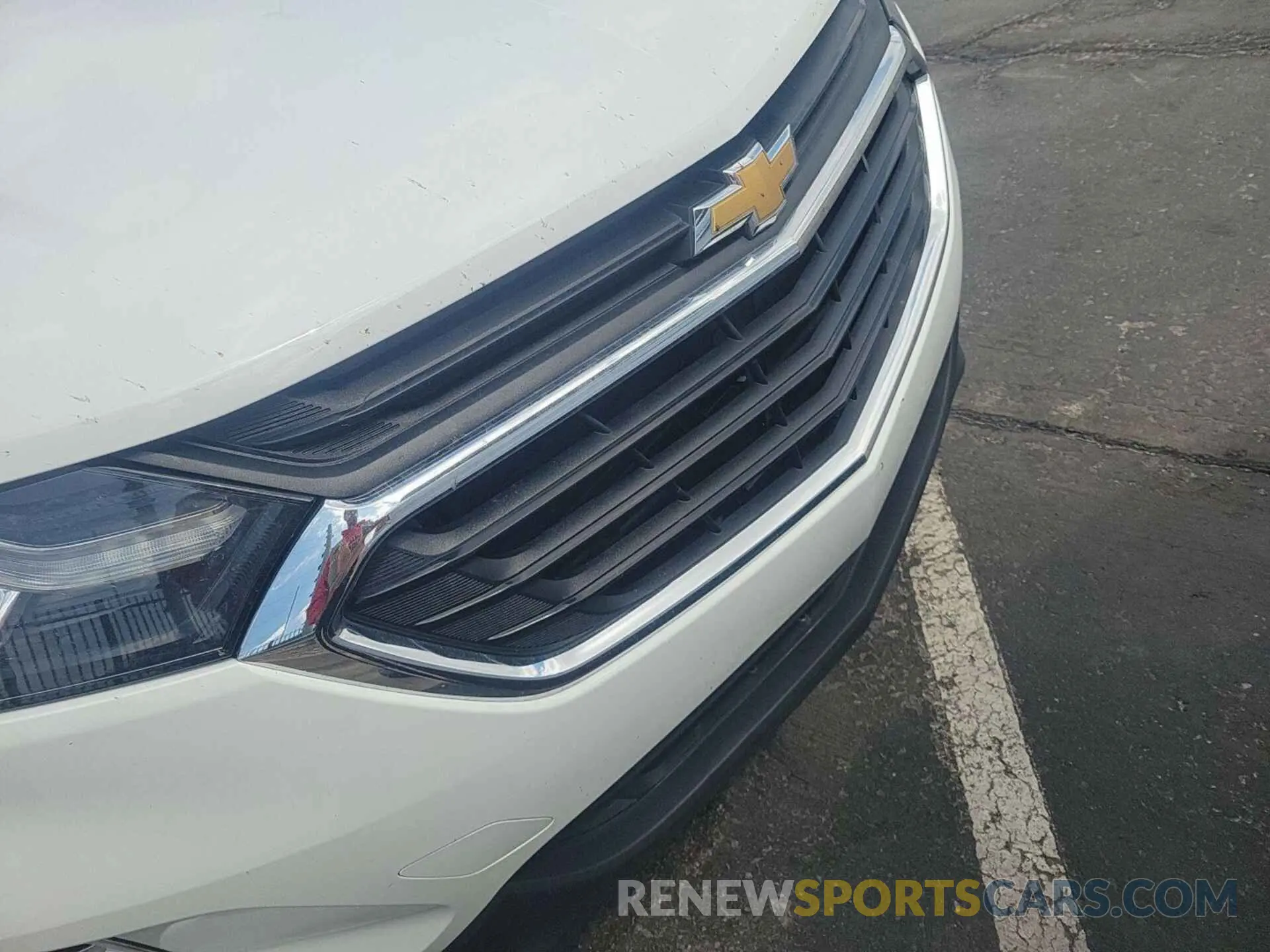 10 Photograph of a damaged car 2GNAXJEV5M6159059 CHEVROLET EQUINOX 2021