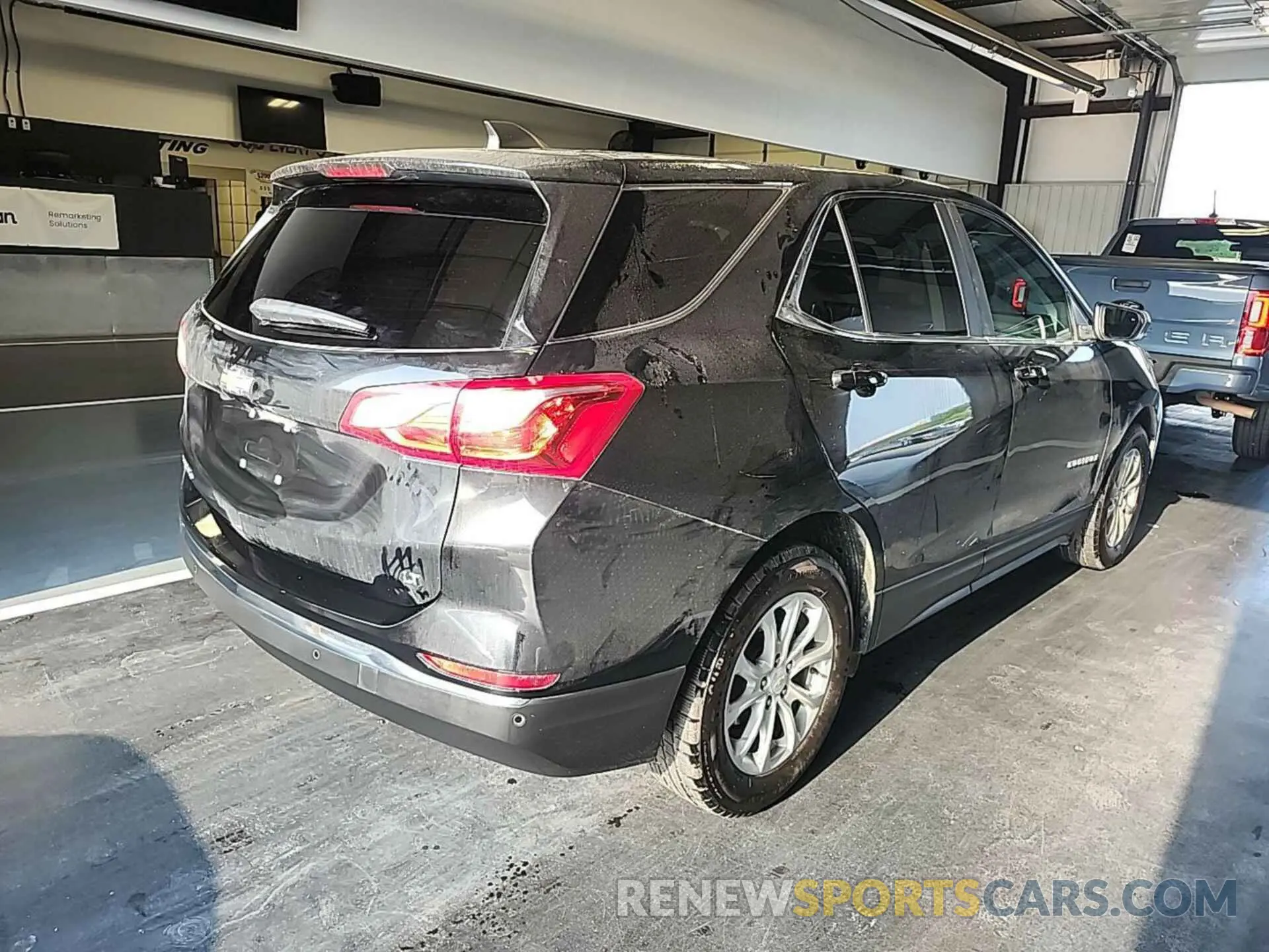 3 Photograph of a damaged car 2GNAXJEV5M6160860 CHEVROLET EQUINOX 2021