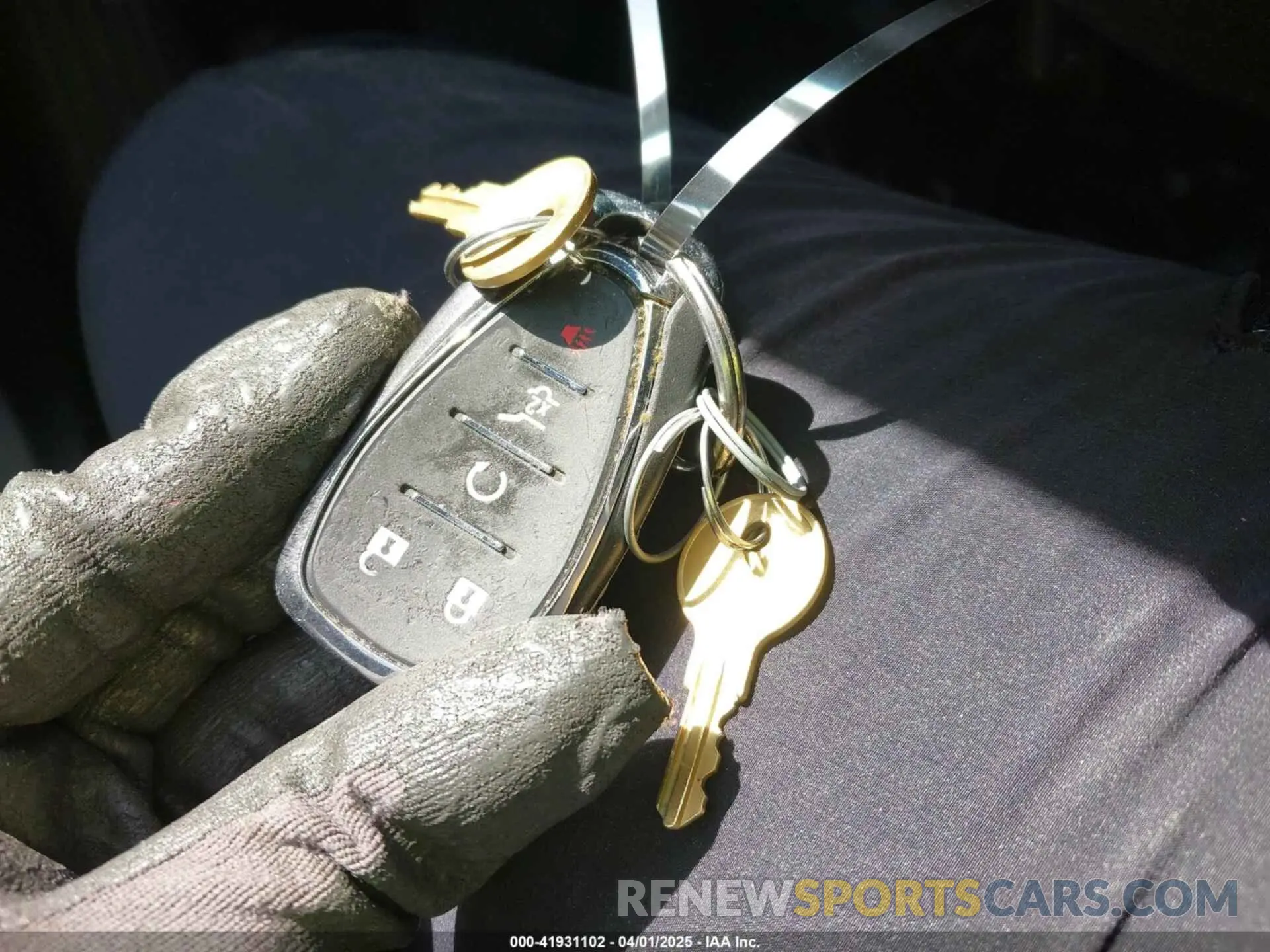 11 Photograph of a damaged car 2GNAXJEV5M6160938 CHEVROLET EQUINOX 2021